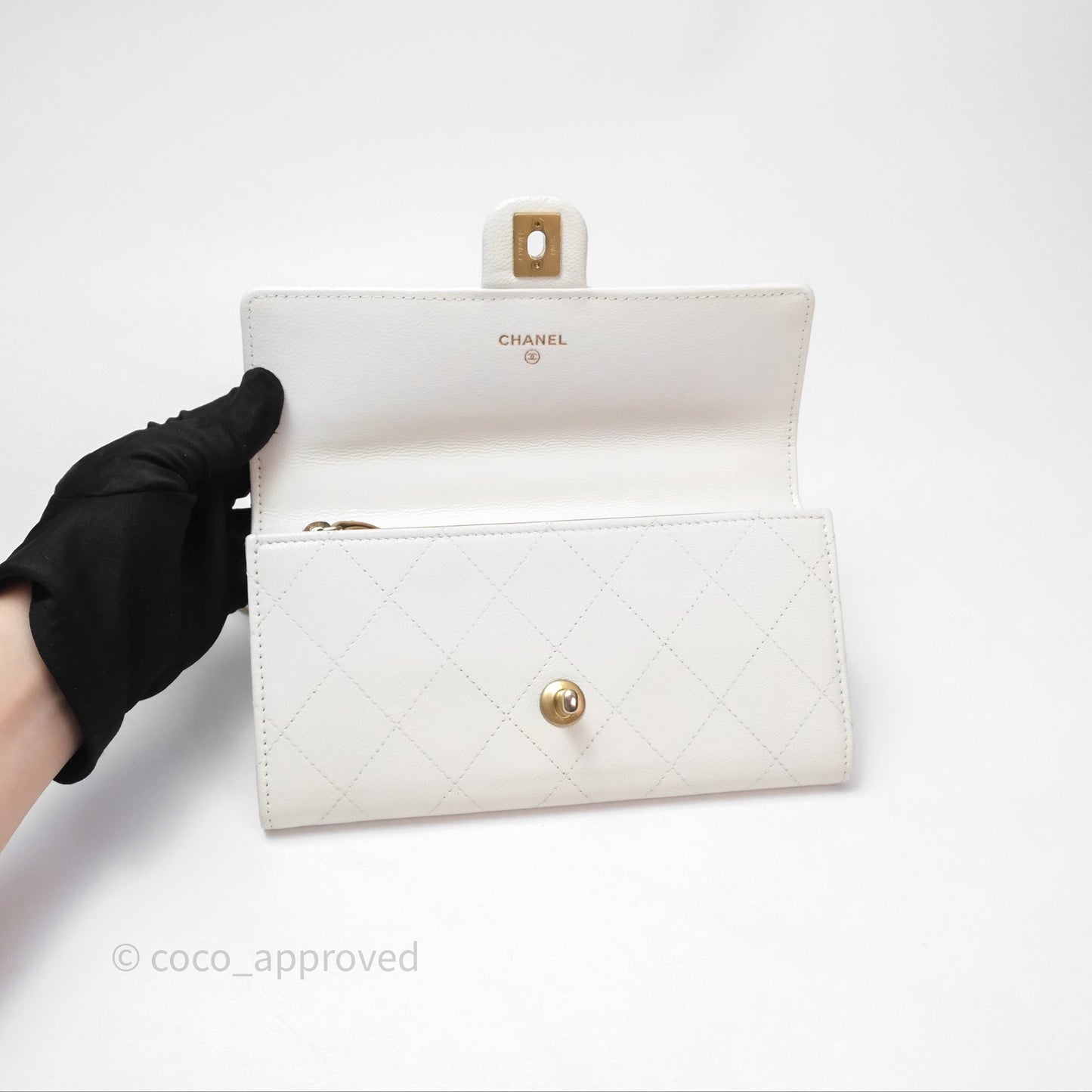 Chanel Quilted Mini Chic Pearls Flap Wallet On Chain WOC White Goatskin Aged Gold Hardware