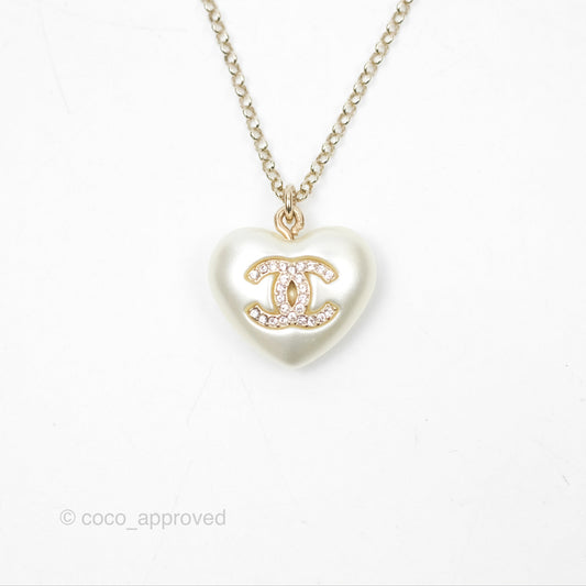 Chanel Heart Pearl CC Necklace Gold Tone 22V