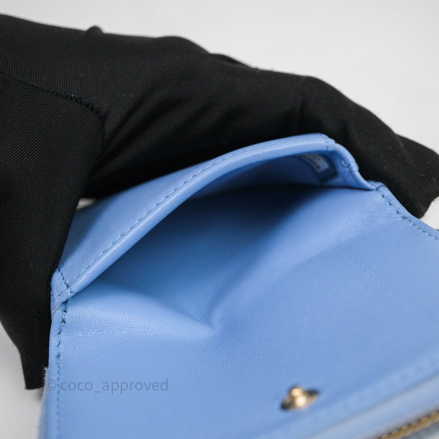 Chanel Classic Zipped Coin Purse Blue Lambskin Gold Hardware
