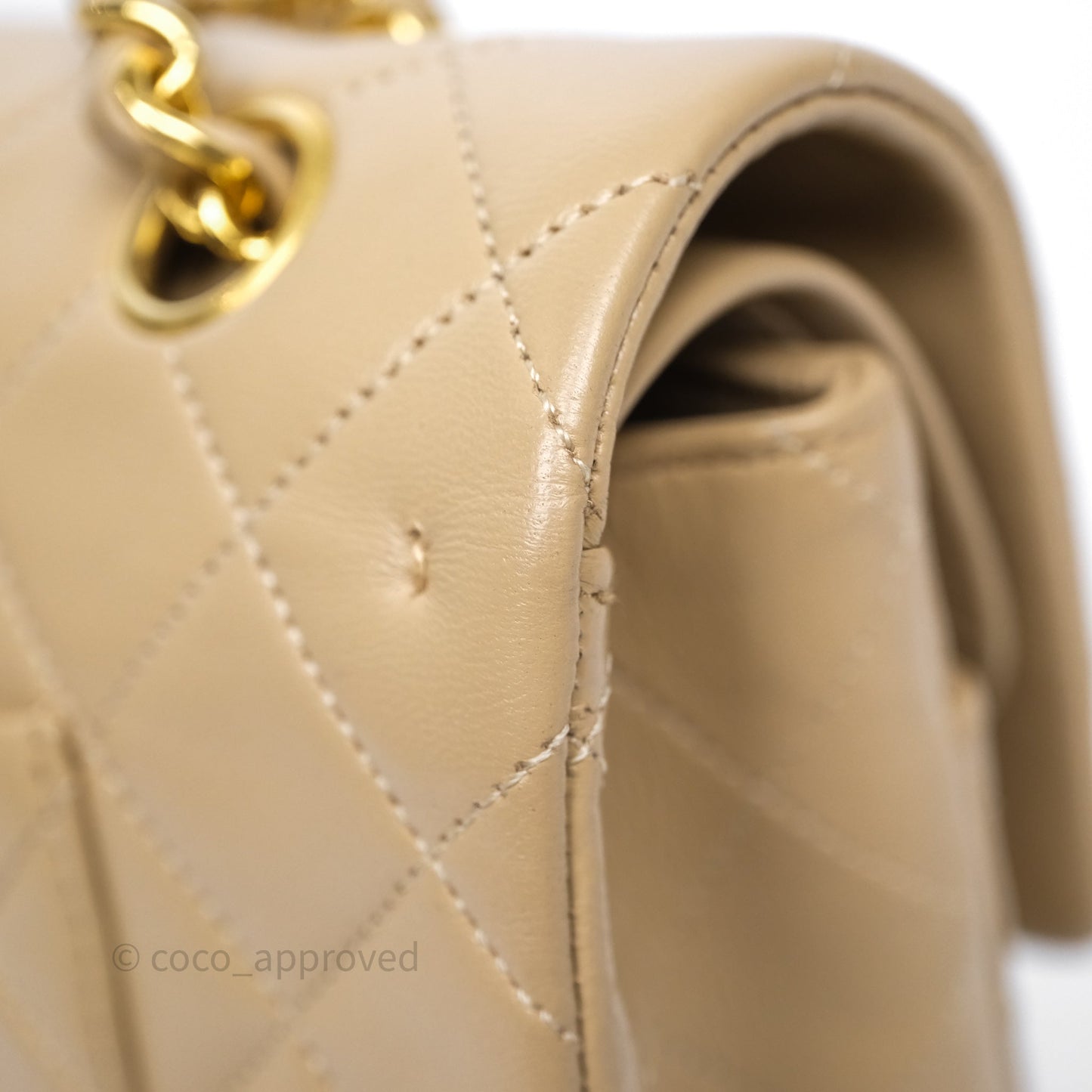 Chanel Vintage Medium Classic Flap Beige Lambskin 24K Gold Hardware