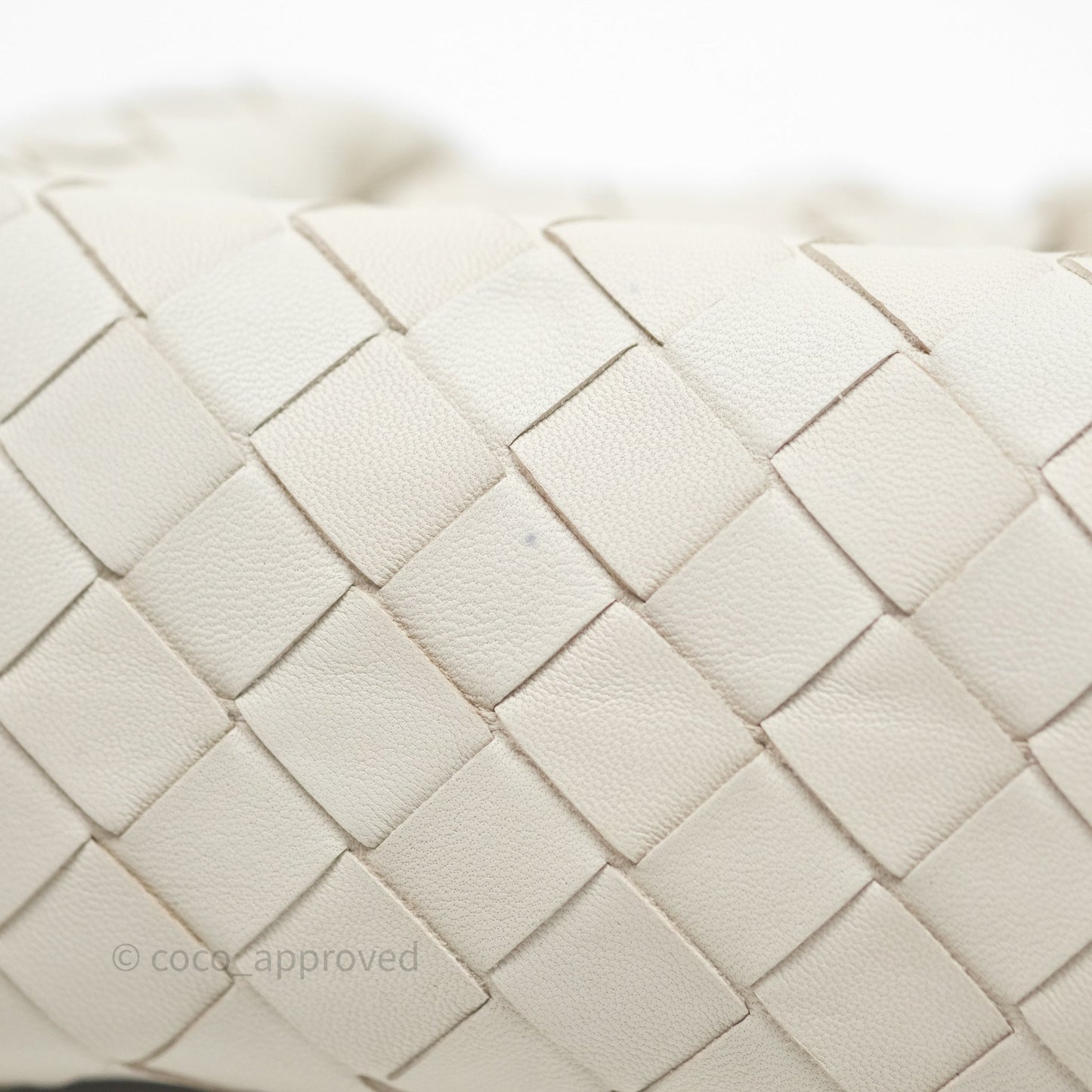 Bottega Veneta Mini Pouch Chalk Intrecciato Calfskin