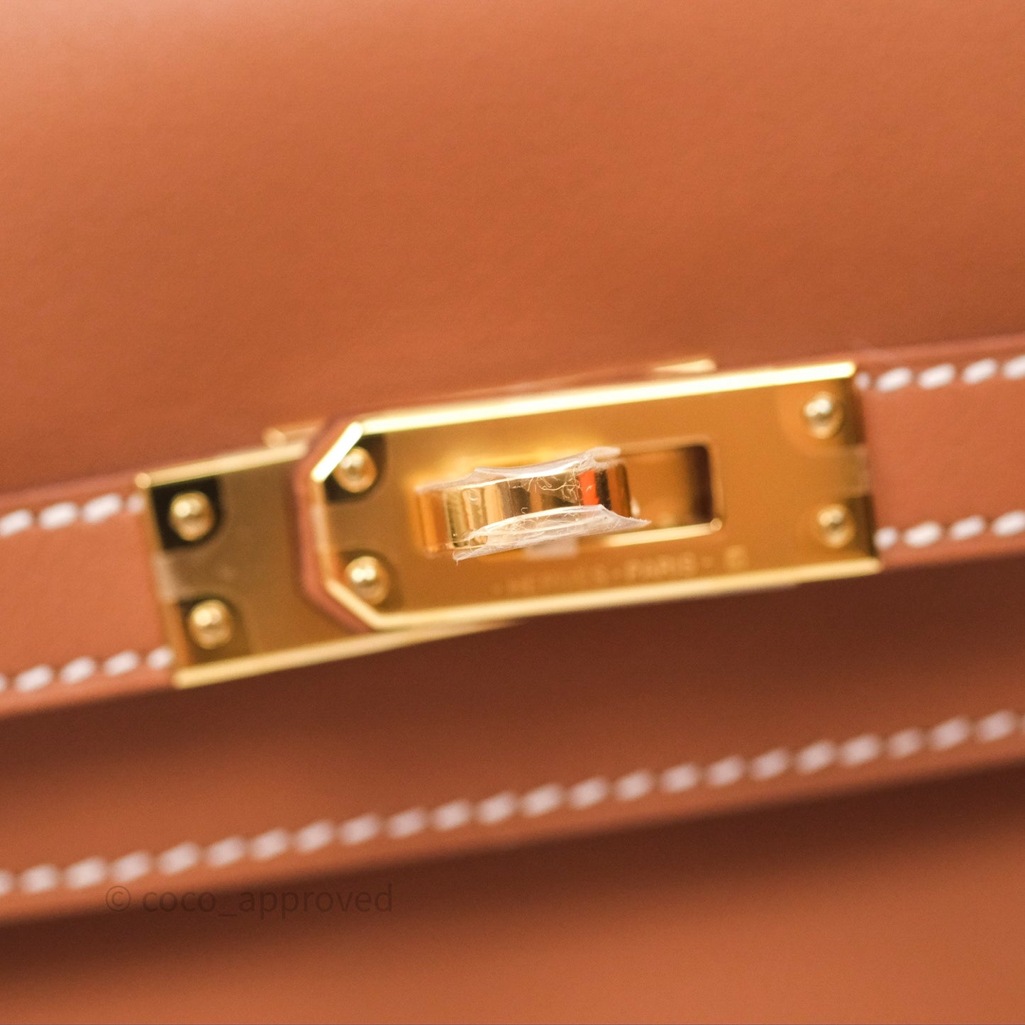 Hermès Kelly Moove Gold 37 Swift Gold Hardware