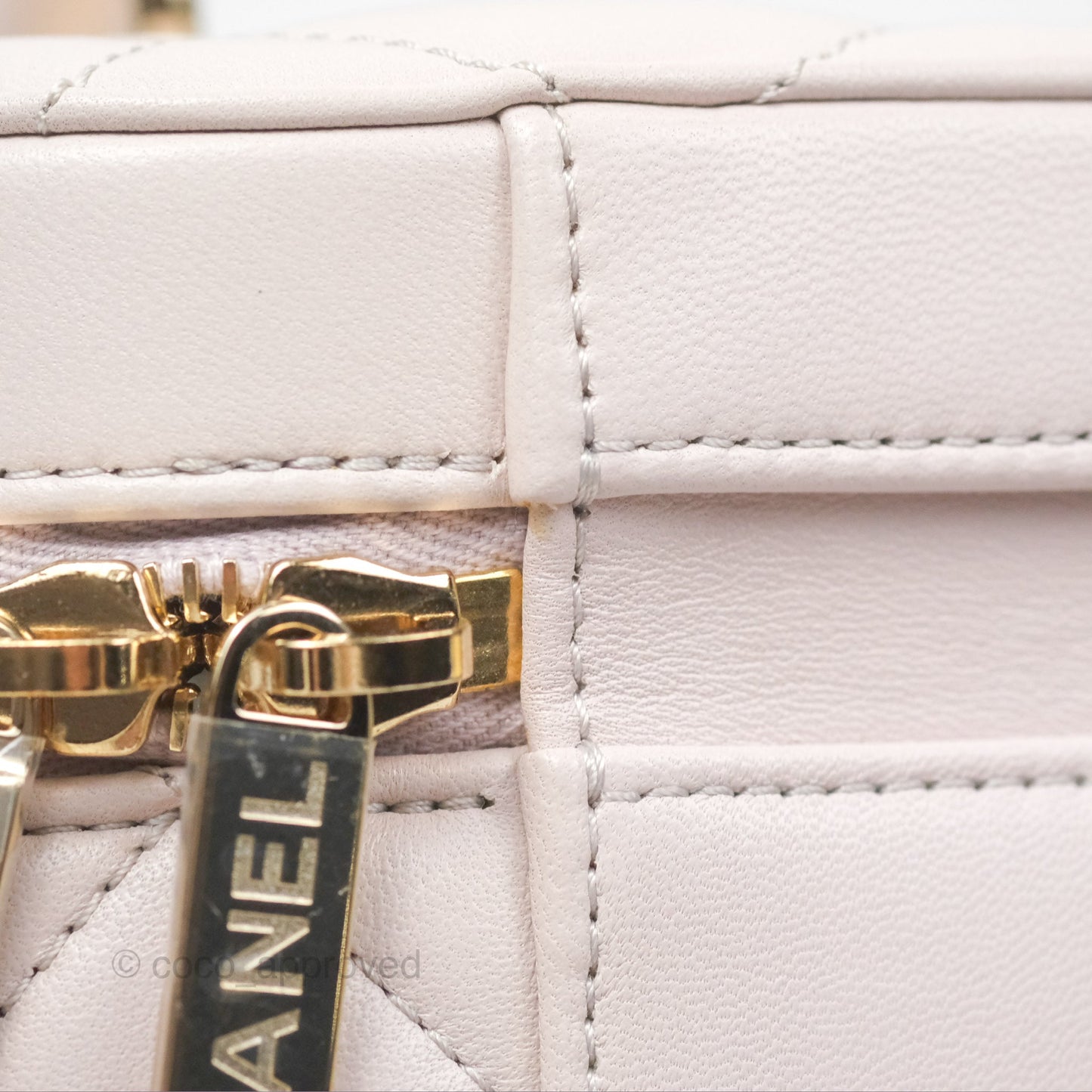 Chanel Small Quilted Top Handle Vanity Case Light Lilac Lambskin Gold Hardware
