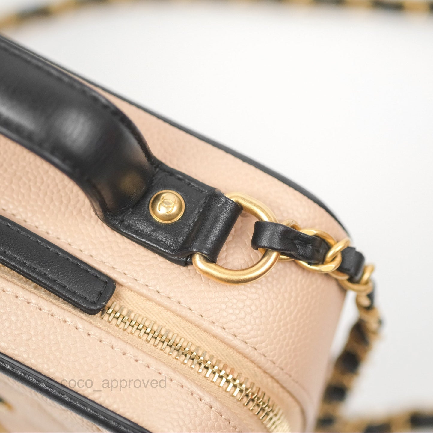 Chanel Quilted Medium CC Filigree Vanity Case Beige Black Caviar Gold Hardware