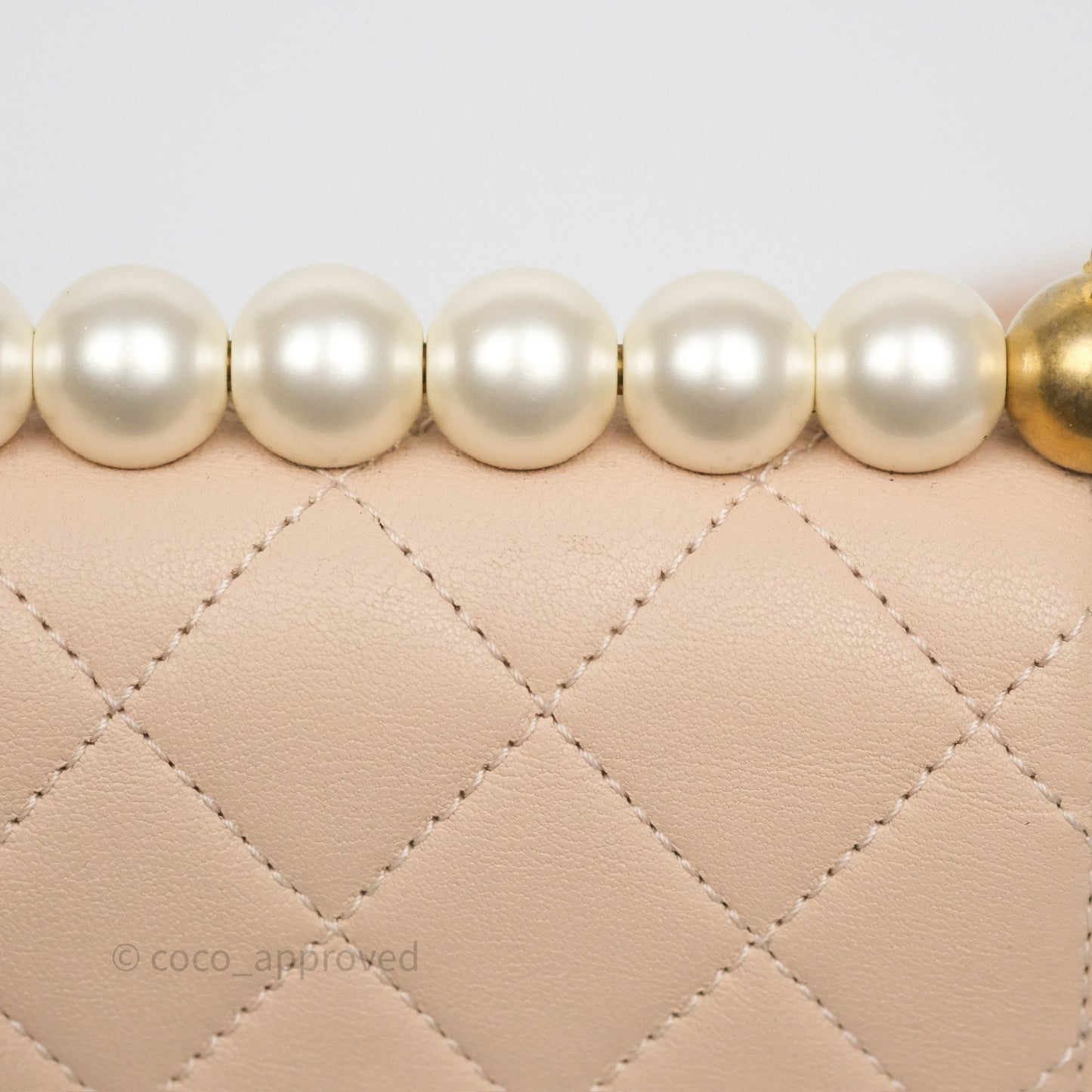 Chanel Chic Pearls Flap Quilted Beige Pink Goatskin Aged Gold Hardware