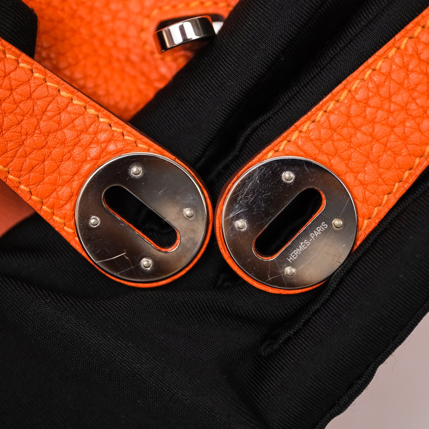 Hermès Lindy 30 Orange 93 Clemence Palladium Hardware