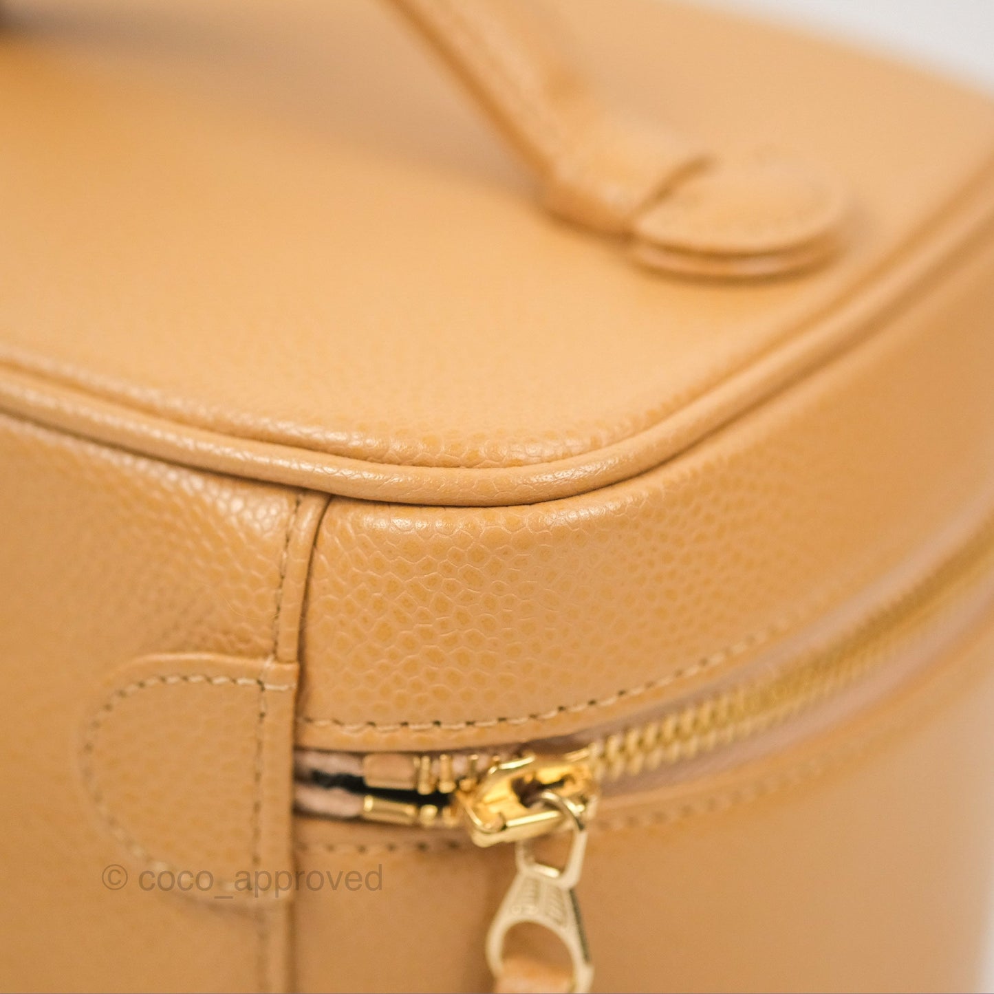 Chanel Vintage Vanity Case Beige Caviar Gold Hardware