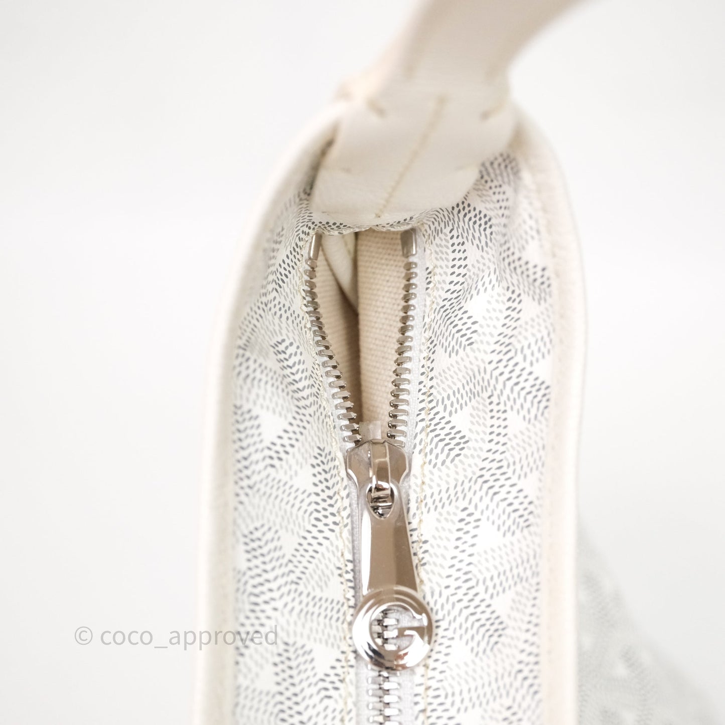Goyard Bohème Hobo Bag PM White Goyardine Canvas