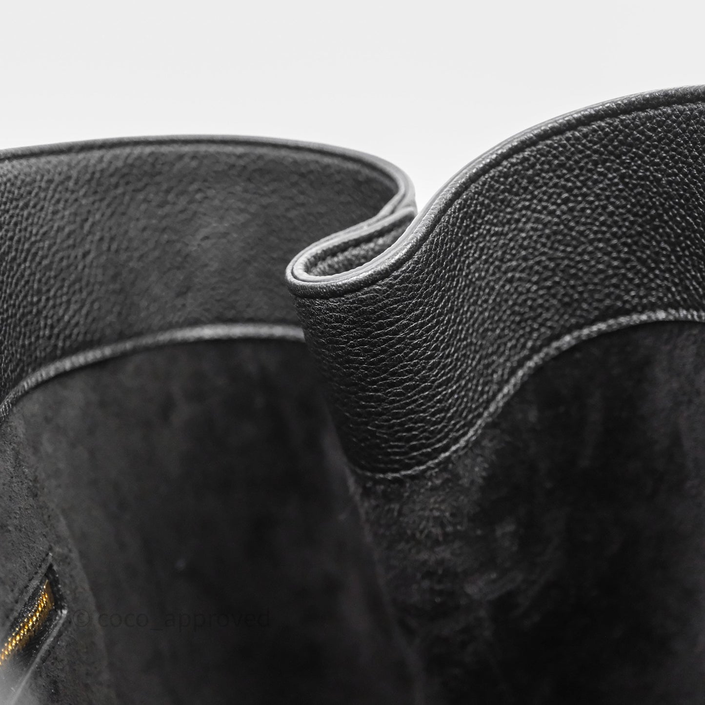 Celine Medium Cabas Anaïs Cuir Triomphe in Grained Calfskin Black