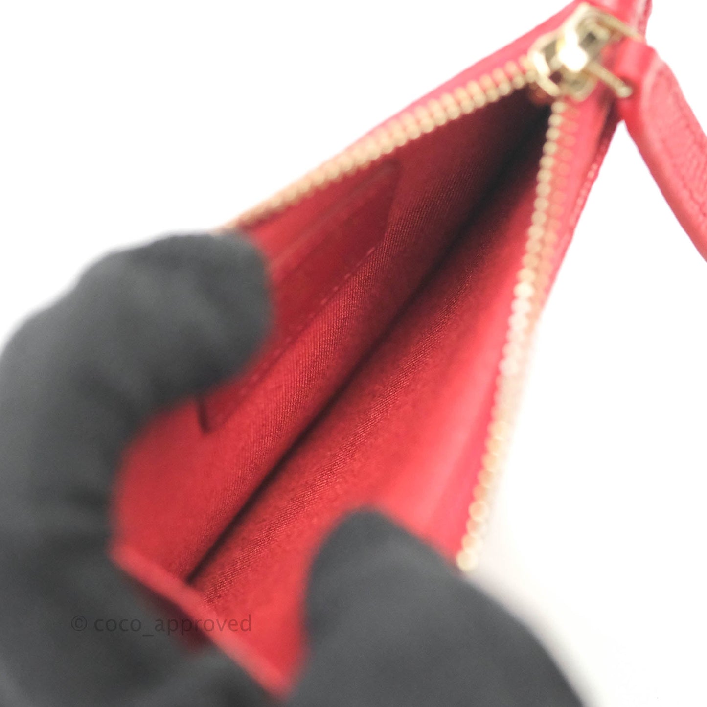 Chanel Quilted CC Zipped Card Holder Caviar Red Gold Hardware