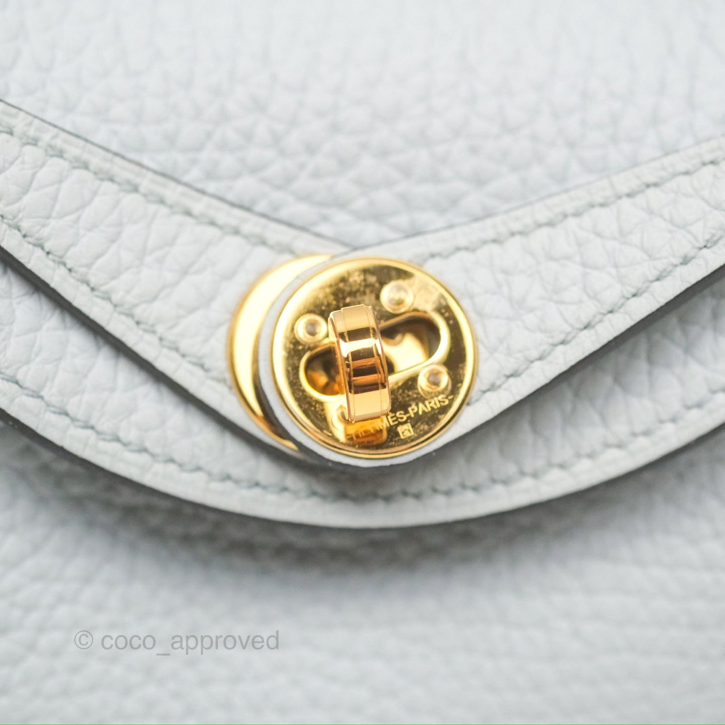 Hermès Mini Lindy 20 Bleu Pale Clemence Gold Hardware