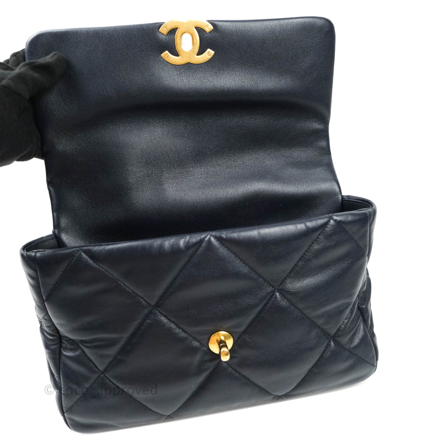 Chanel 19 Medium Dark Navy Mixed Hardware Goatskin
