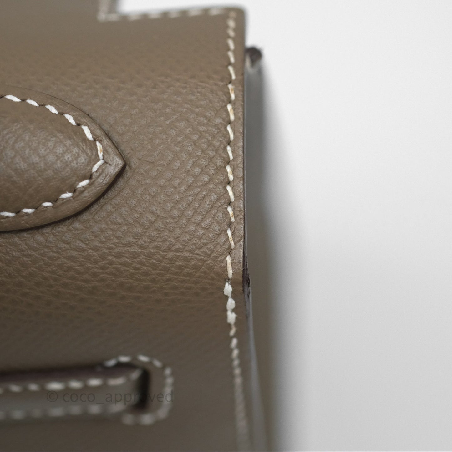 Hermès Kelly 25 Sellier Etoupe Epsom Gold Hardware