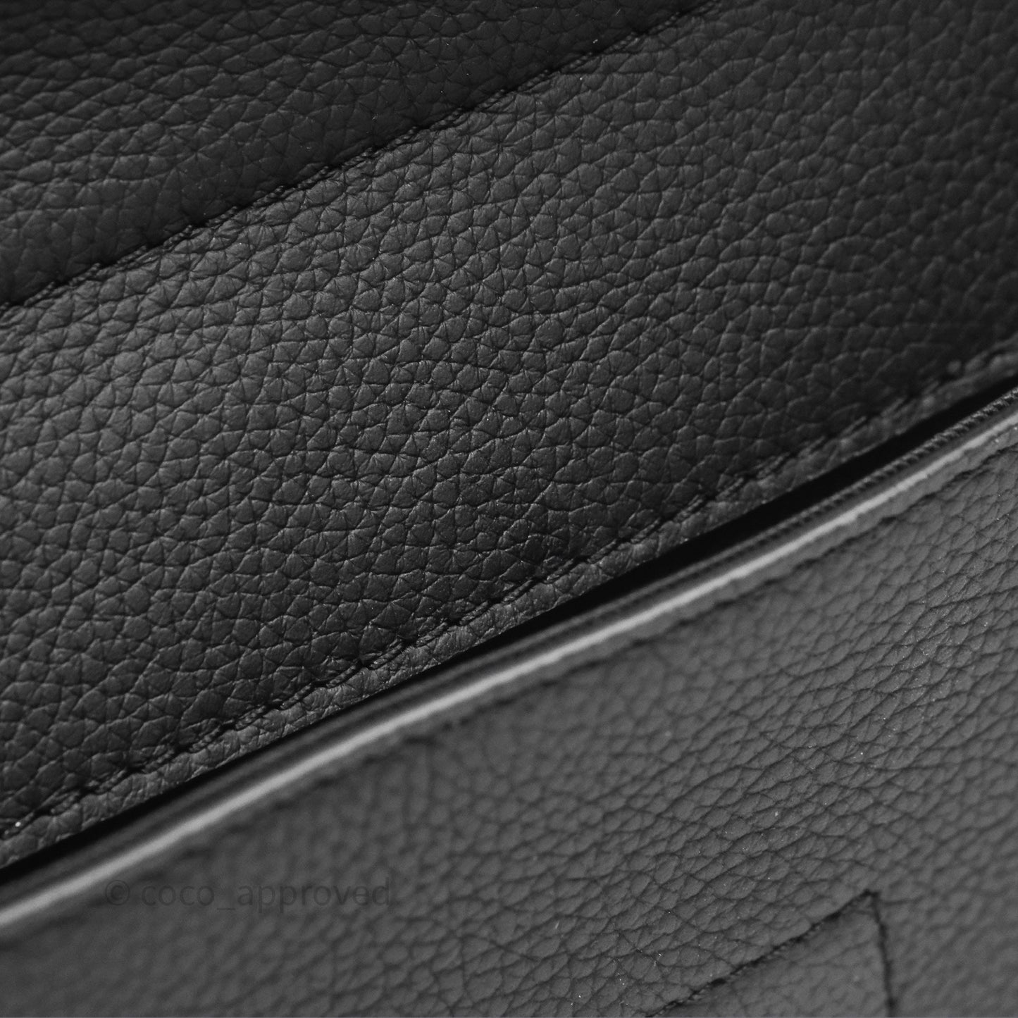 Louis Vuitton Fastline Messenger Black