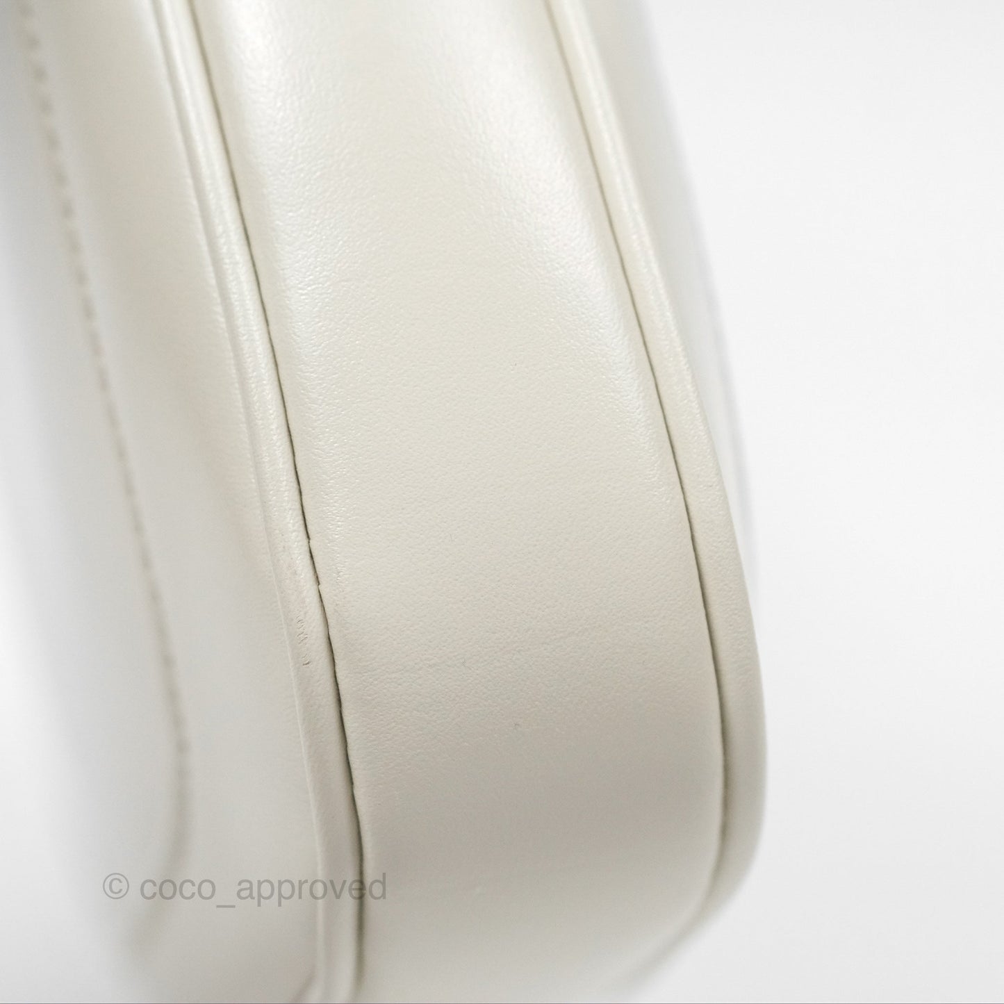 Gucci Jackie 1961 White Mini Shoulder Bag Gold Hardware