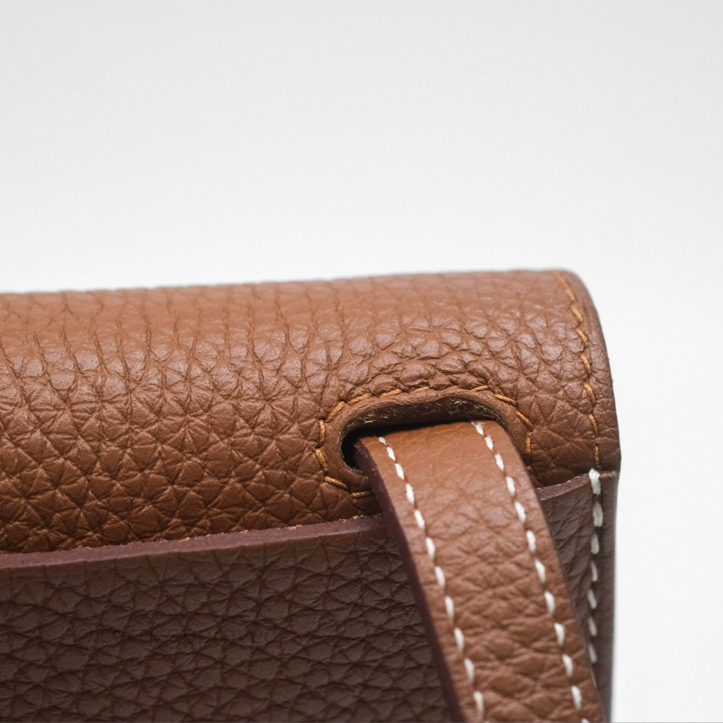 Hermès Halzan 25 Gold Clemence Gold Hardware
