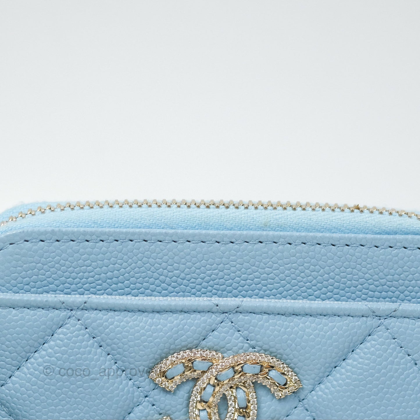 Chanel Zipped Coin Purse Card Holder Blue Caviar 22S