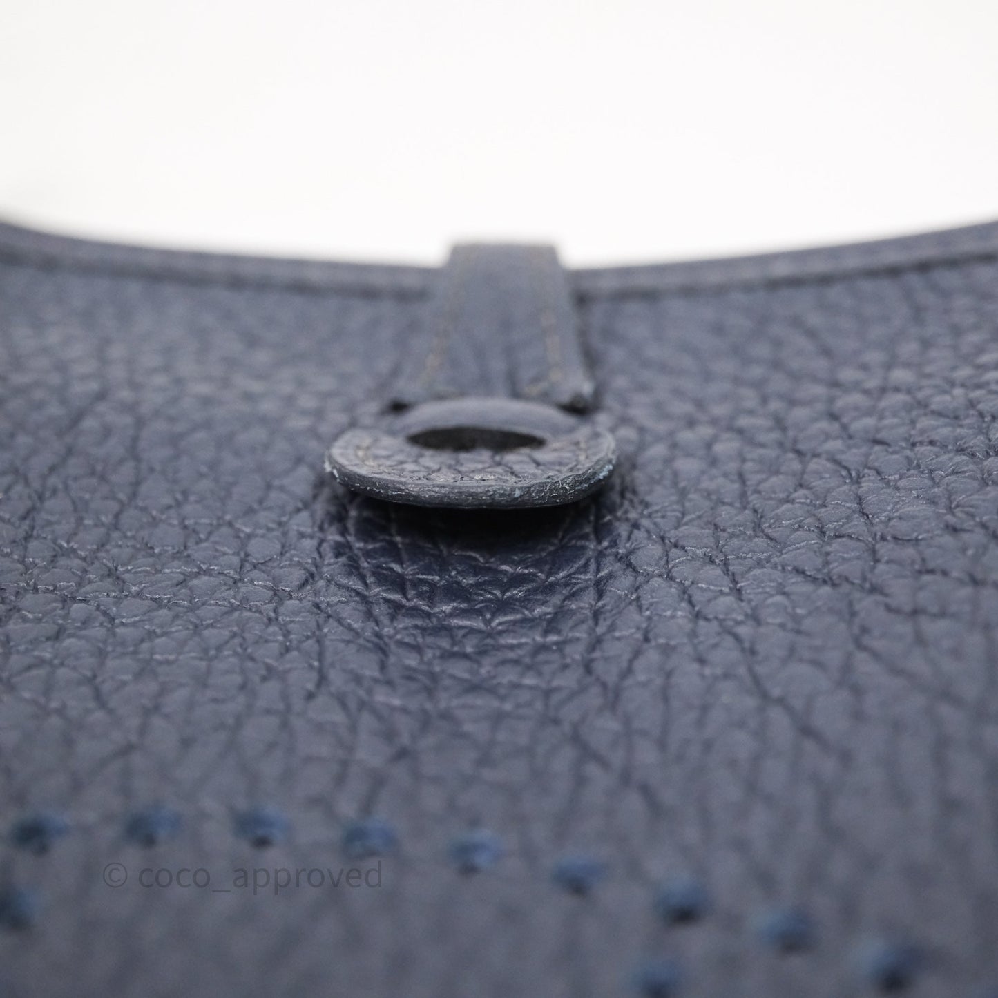 Hermès Mini Evelyne 16 Bleu Nuit 2Z Clemence Gold Hardware
