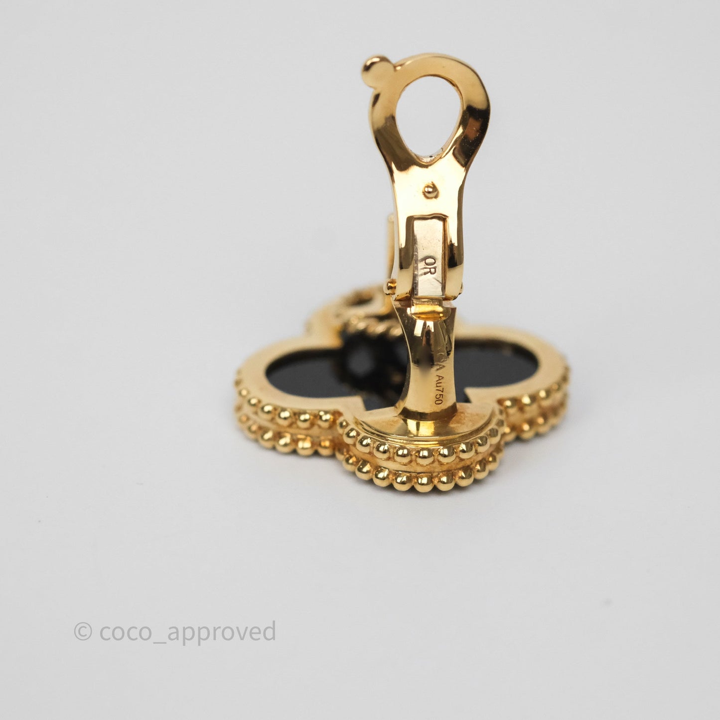 Van Cleef & Arpels Magic Alhambra Earrings 18K Yellow Gold Onyx