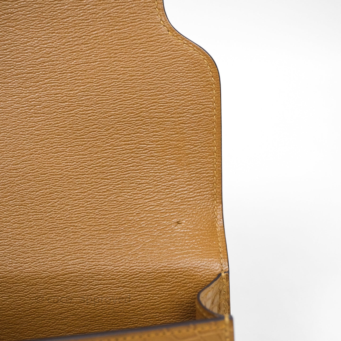 Hermès Roulis Slim Wallet Matte Alligator Mississippiensis Kraft 2H Gold Hardware