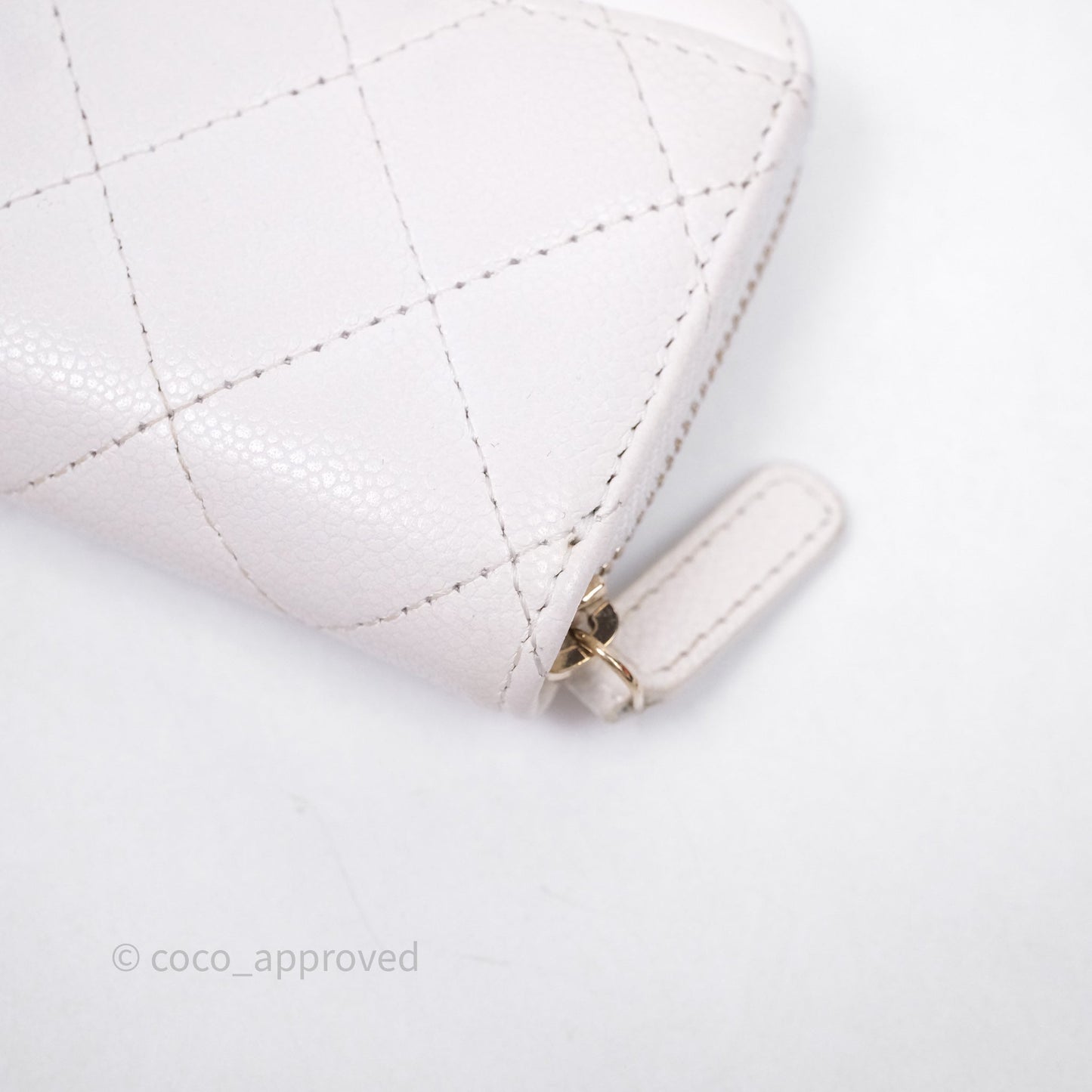 Chanel Classic Zipped Coin Purse White Caviar Gold Hardware