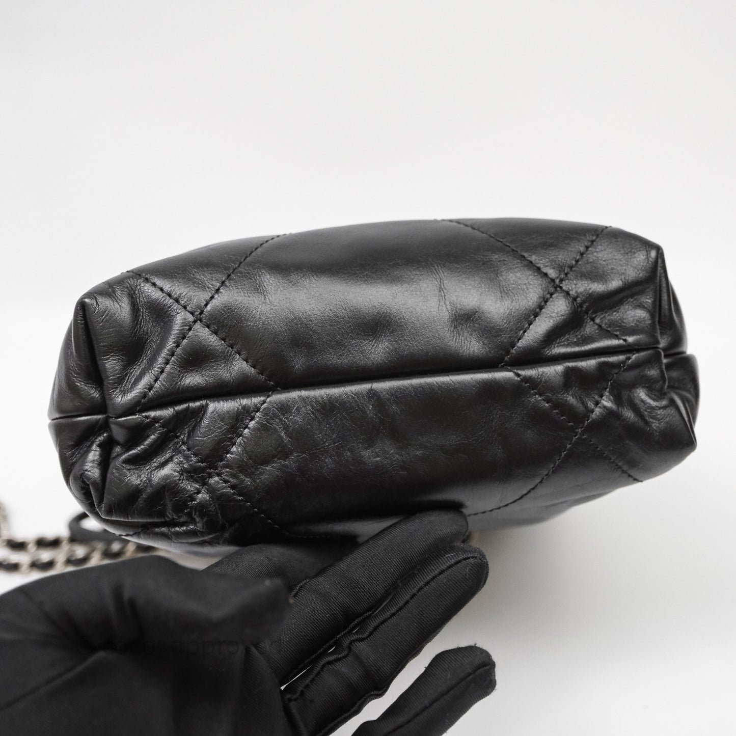 Chanel 22 Mini Bag Black Shiny Crumpled Calfskin Matte Silver Hardware
