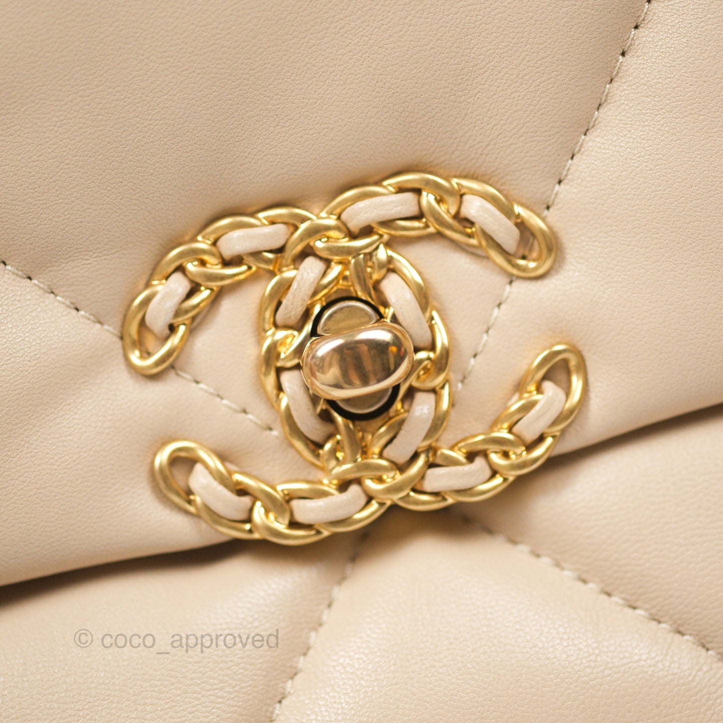 Chanel 19 Small Beige Lambskin Mixed Hardware