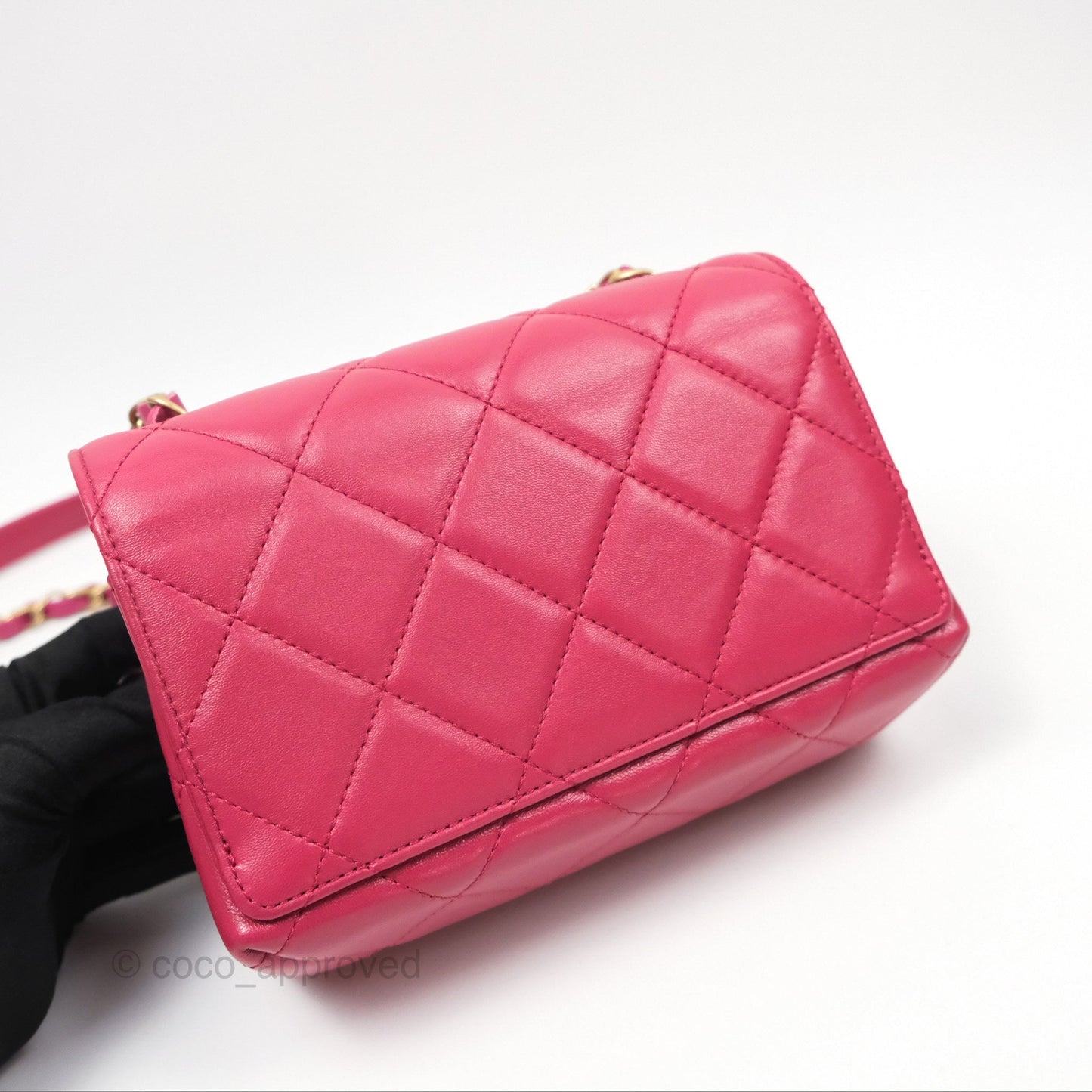 Chanel Diamond Lock CC Flap Bag Pink Lambskin Gold Hardware