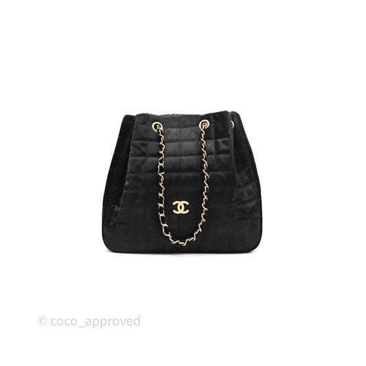 Chanel Vintage Quilted Drawstring Tote Bag Pony Hair Velvet Gold Hardware