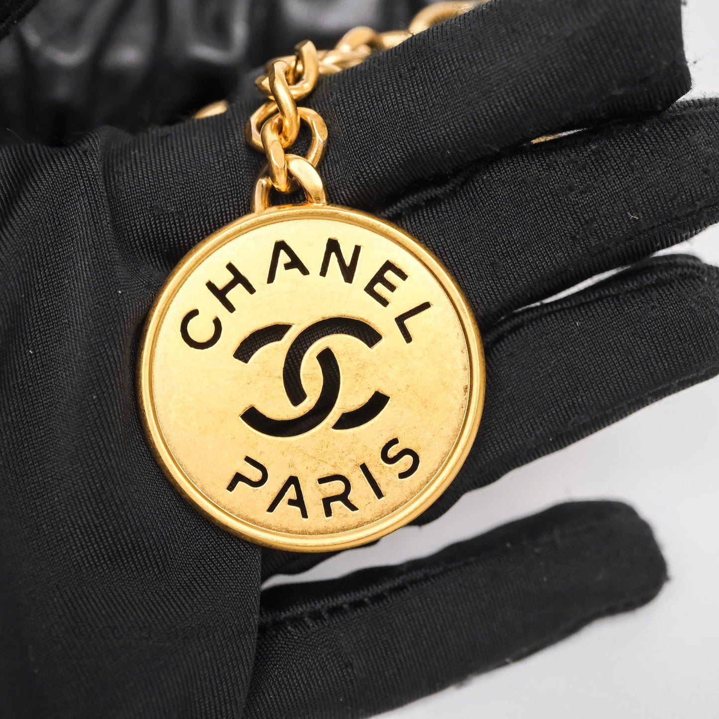 Chanel 22 Medium Black Crumpled Calfskin Aged Gold Hardware