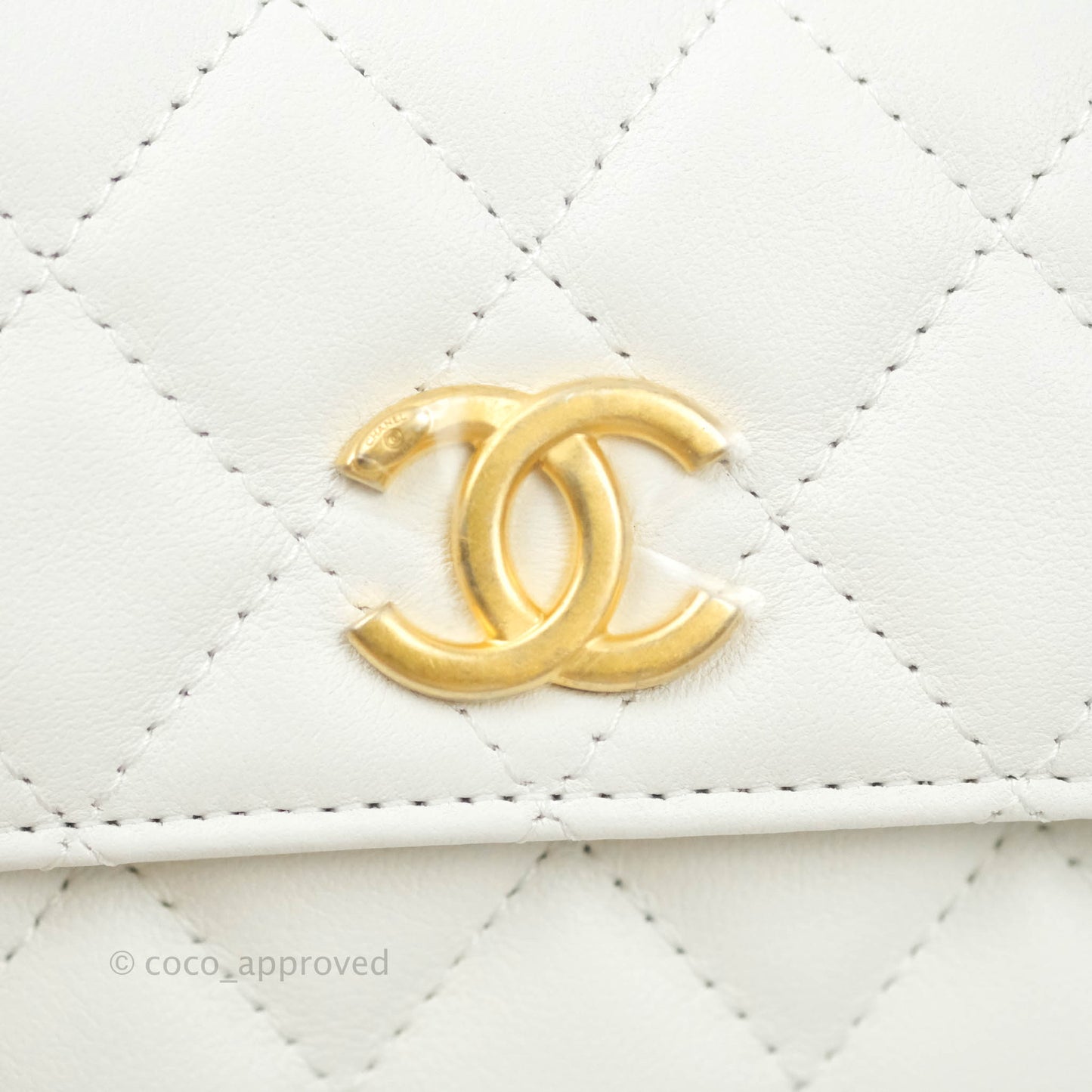 Chanel Flap Card Holder With Pearl Chain White Calfskin Aged Gold Hardware
