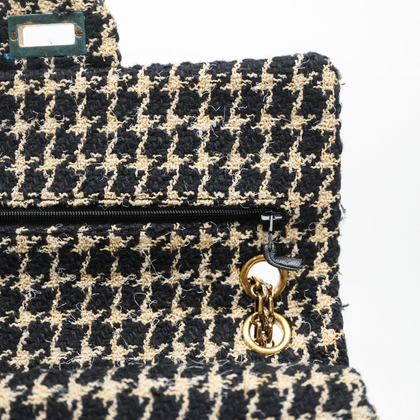 Chanel Reissue 225 Flap Houndstooth Beige Black Fabric Antique Gold Hardware