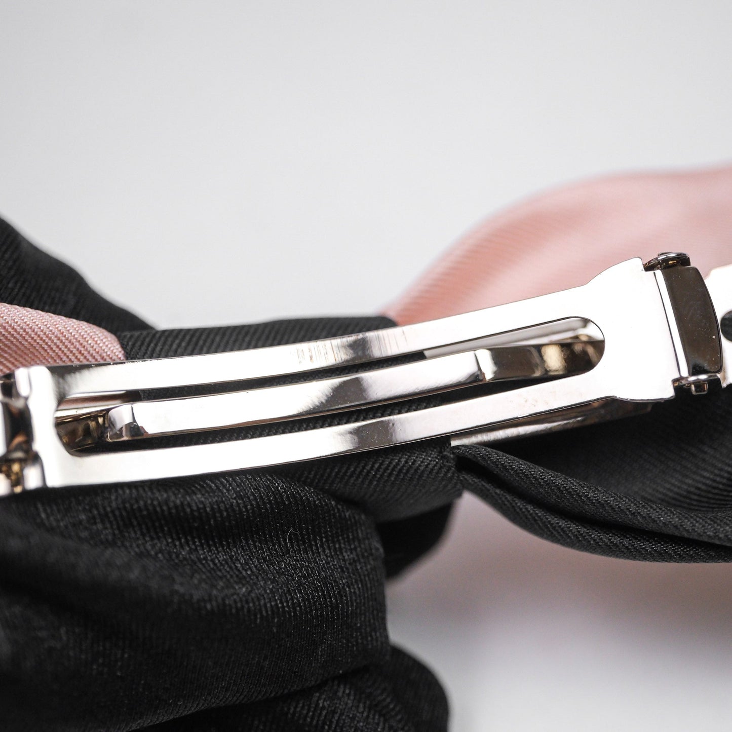 Chanel Logo Ribbon Black/Pink Hair Barrette 24K