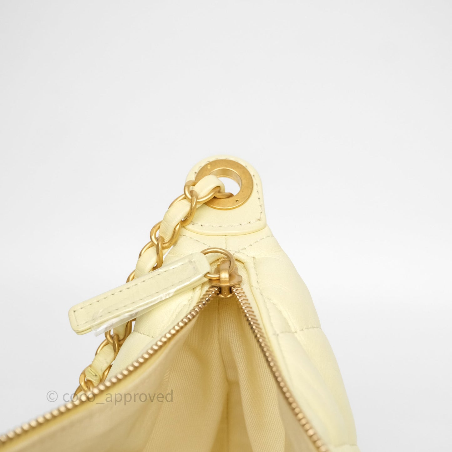 Chanel Large Hobo with Chain Light Yellow Lambskin Aged Gold Hardware 25S
