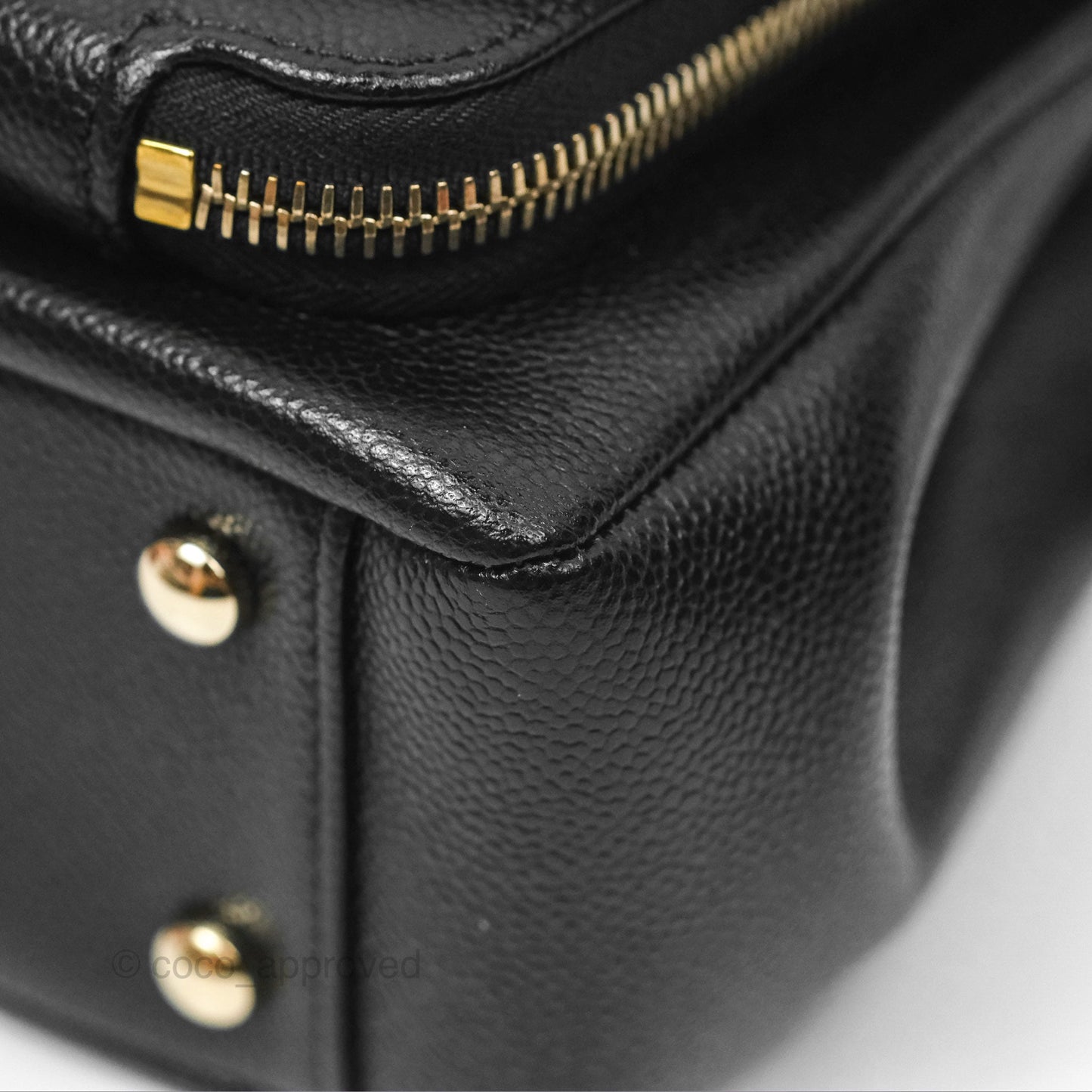 Chanel Quilted Medium Business Affinity Flap Black Caviar Light Gold Hardware