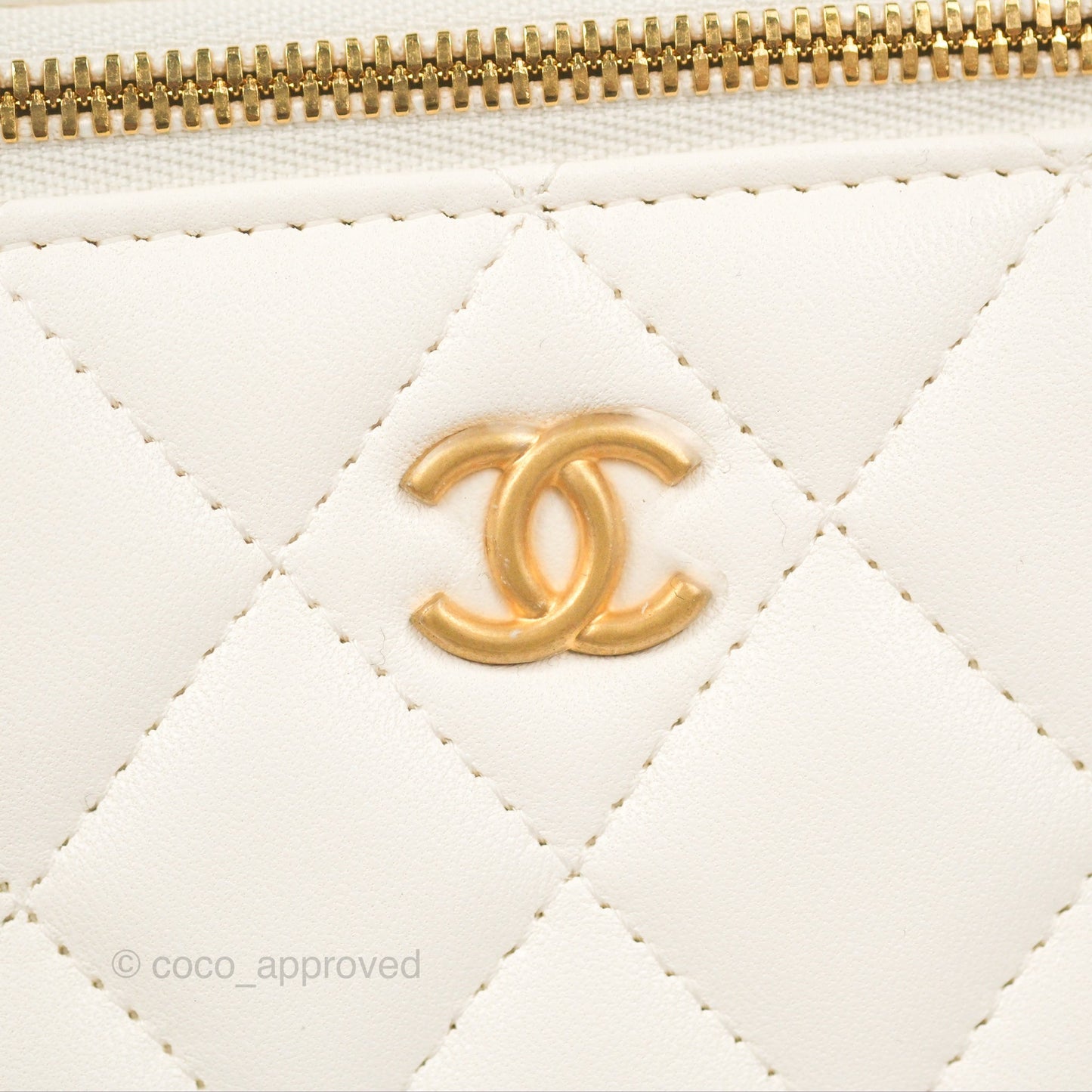 Chanel Vanity with COCO Heart Chain White Lambskin Aged Gold Hardware