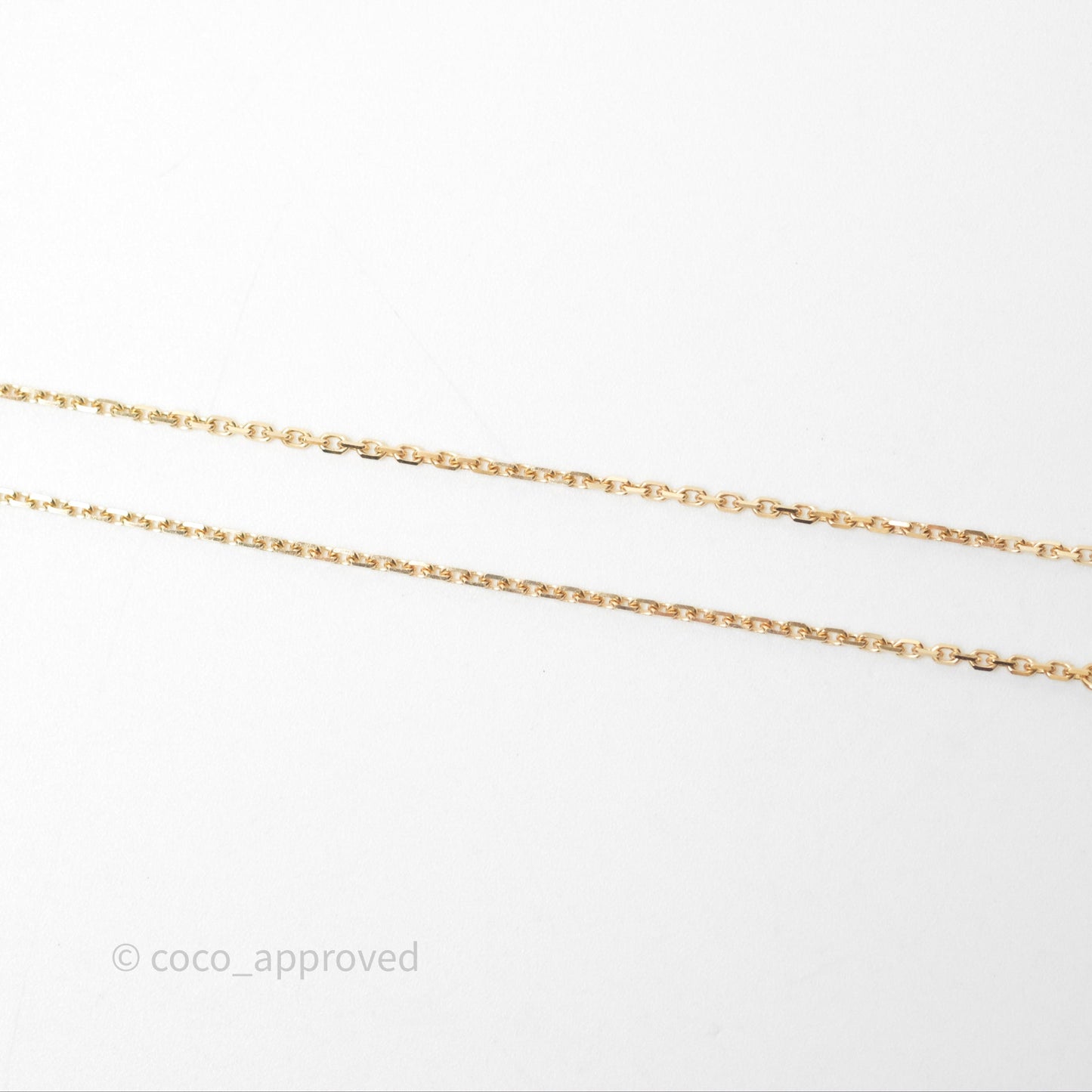 Van Cleef & Arpels Vintage Alhambra Pendant Onyx 18K Yellow Gold