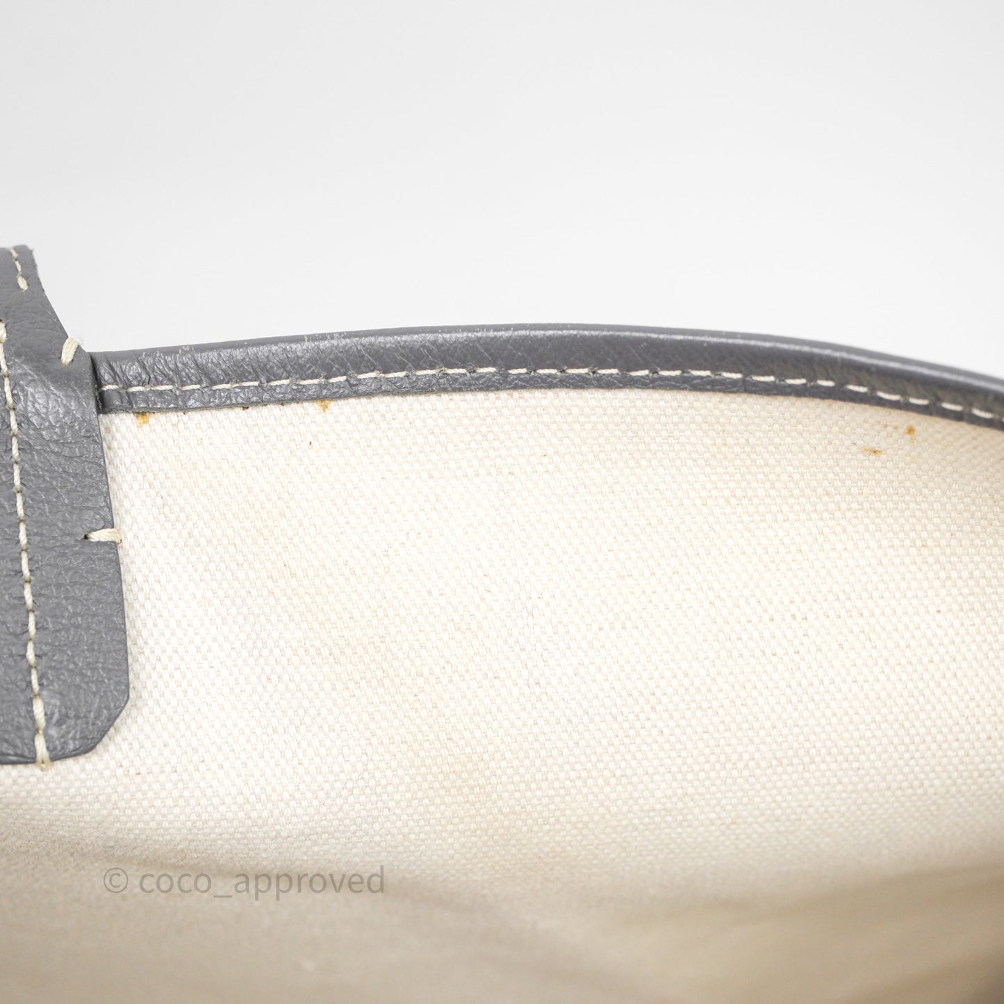 Goyard St Louis Tote PM ⁣⁣⁣⁣⁣⁣⁣⁣⁣⁣⁣⁣⁣⁣⁣⁣⁣⁣⁣⁣Grey