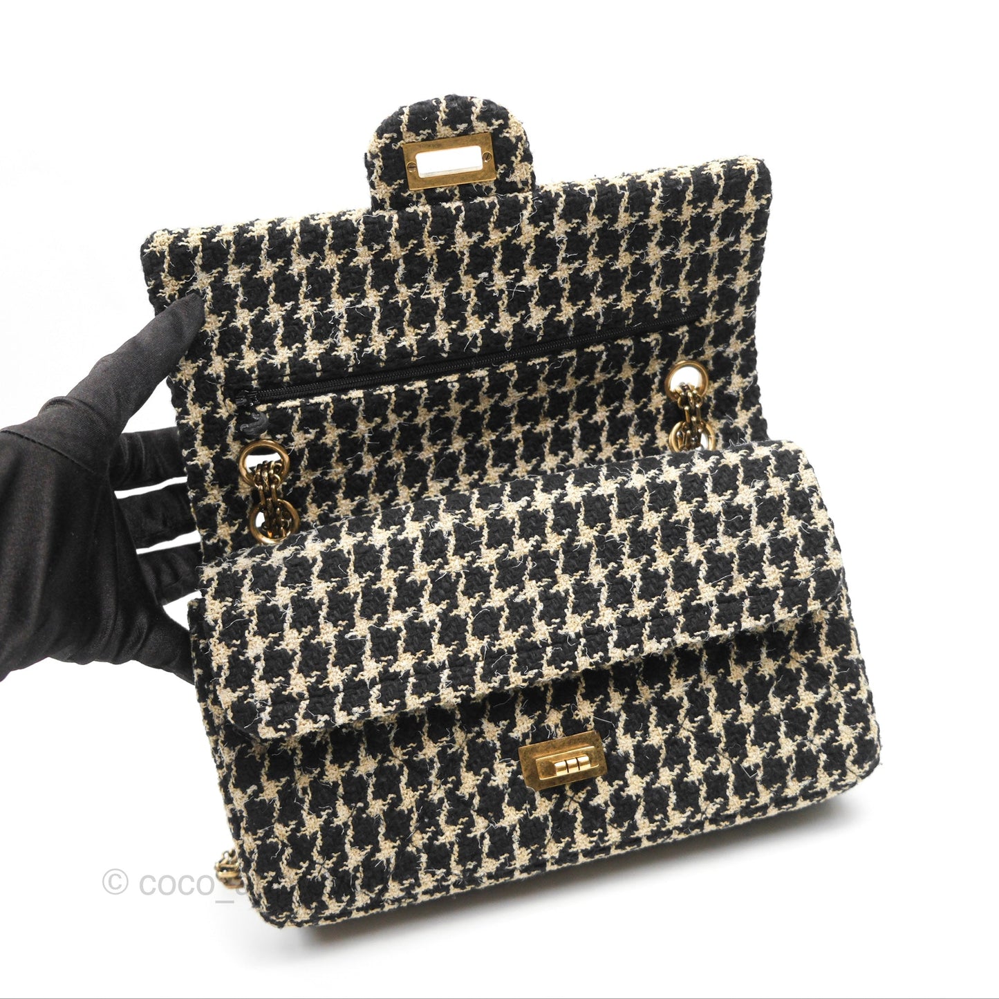 Chanel Reissue 225 Flap Houndstooth Beige Black Fabric Antique Gold Hardware
