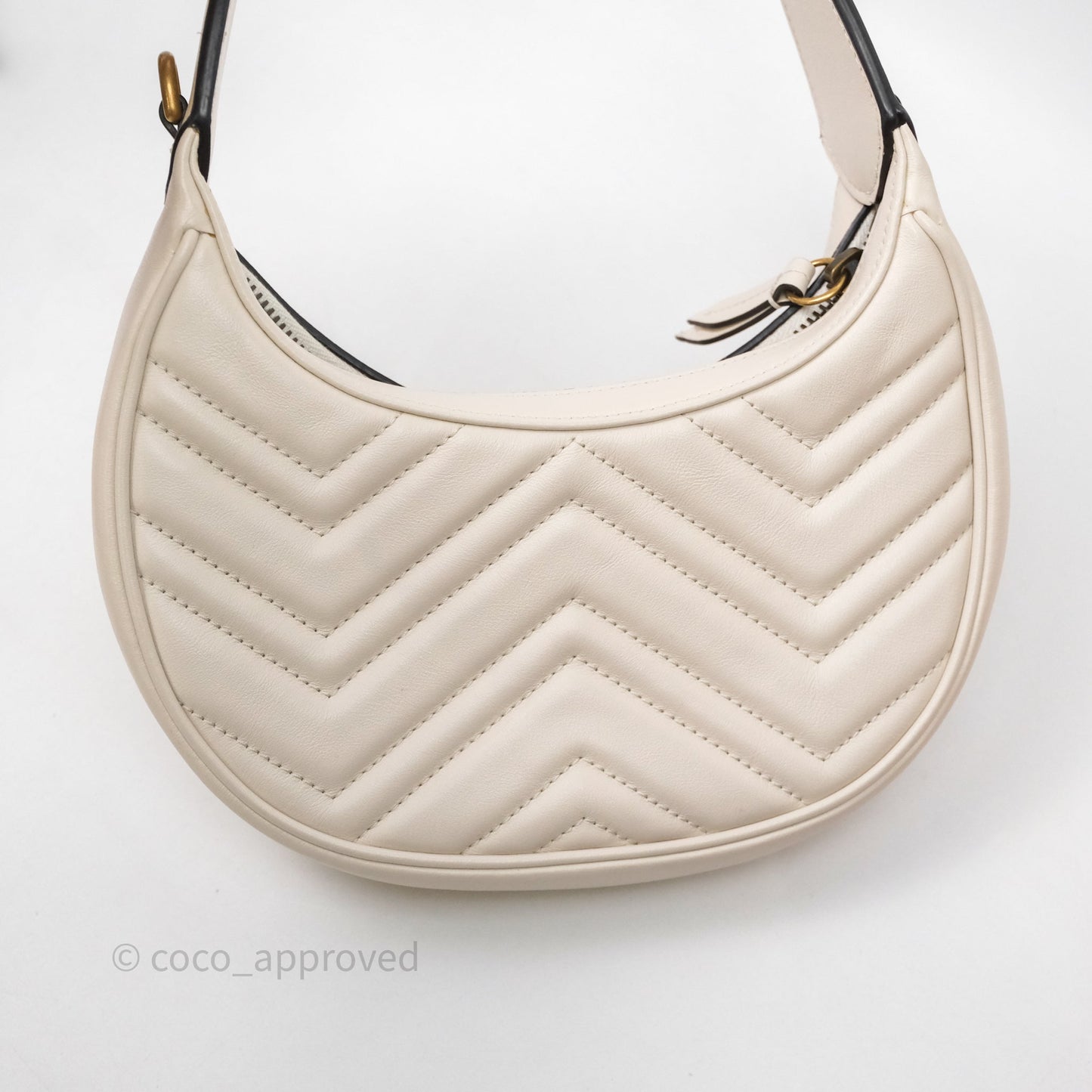 Gucci GG Marmont Half Moon-shaped Hobo Bag White