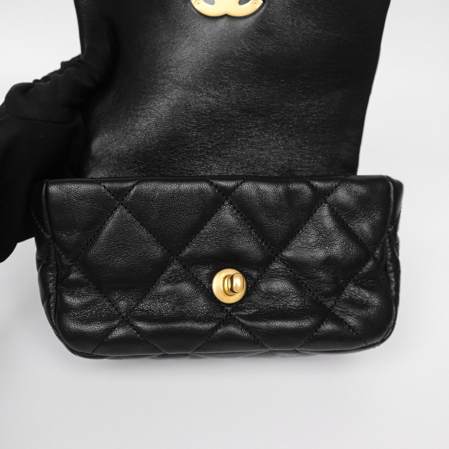 Chanel 19 Waist Bag Black Goatskin Mixed Hardware