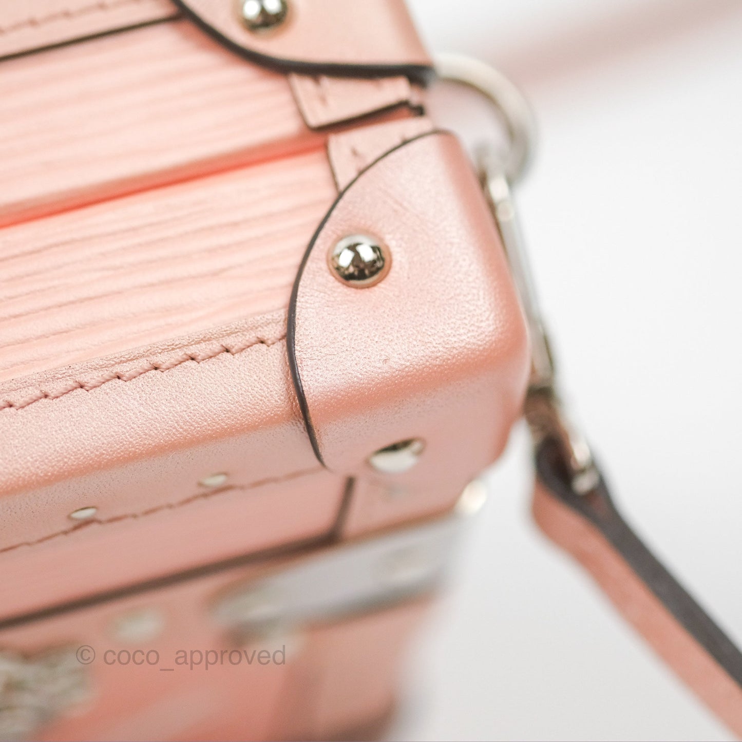 Louis Vuitton Petite Malle Rose Epi