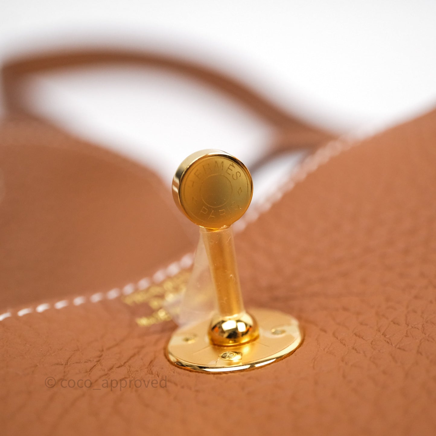 Hermès Mini Lindy 20 Gold Clemence Gold Hardware