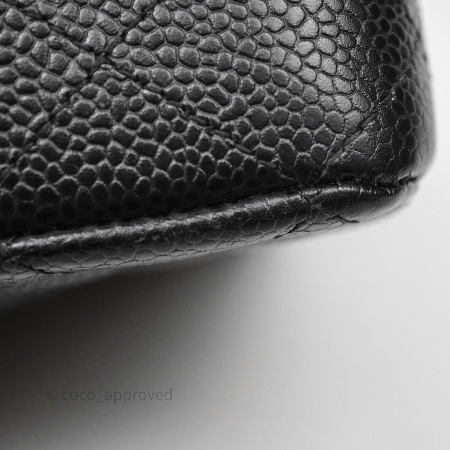 Chanel Classic M/L Medium Flap Quilted Black Caviar Gold Hardware