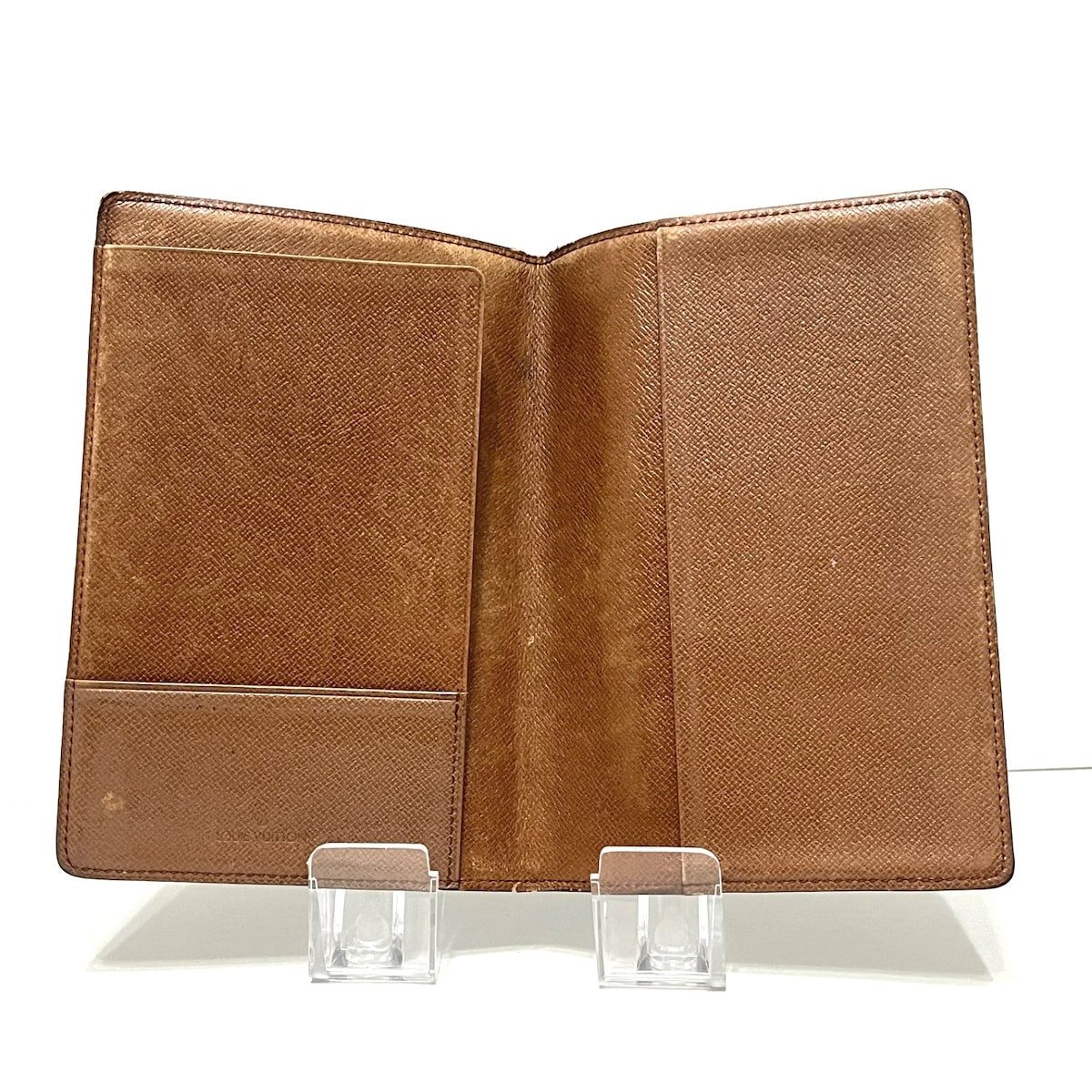 Louis Vuitton Passport Cover  Canvas Wallet  ()