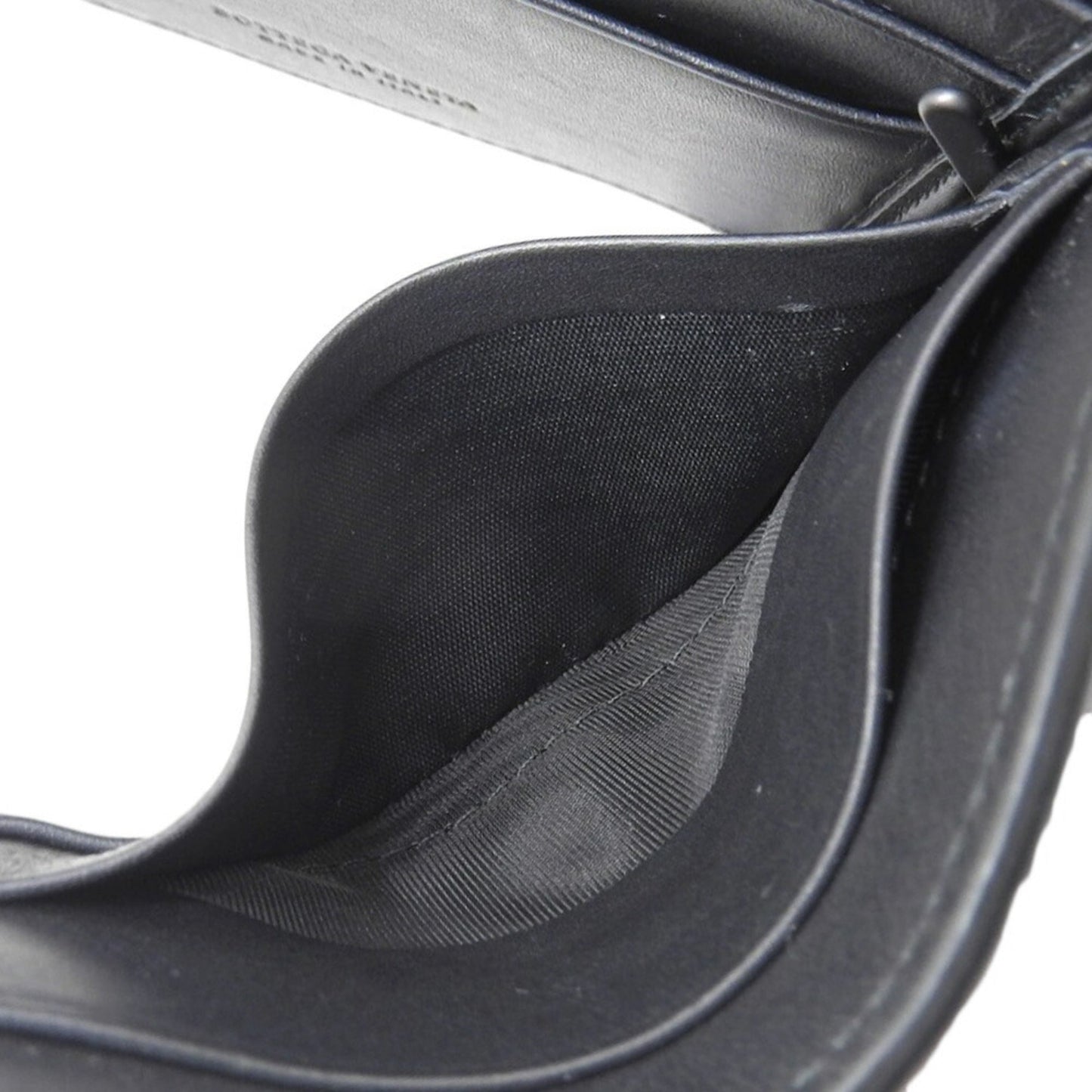 Luxury Bottega Veneta  Leather Wallet (Bi-Fold) ()
