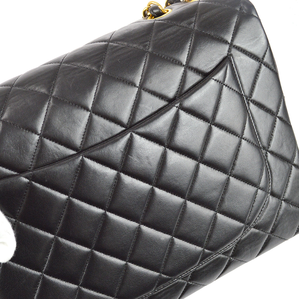 Luxury Chanel 1996-1997 Lambskin Jumbo Classic Flap Bag