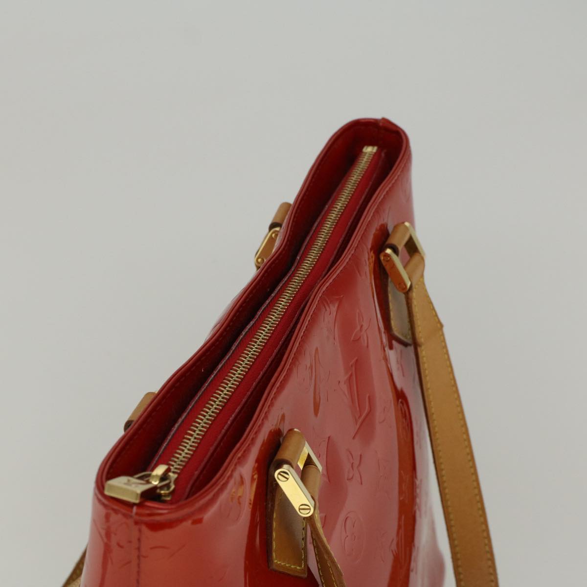 Louis Vuitton Housse Ordinateur  Patent Leather Tote Bag ()