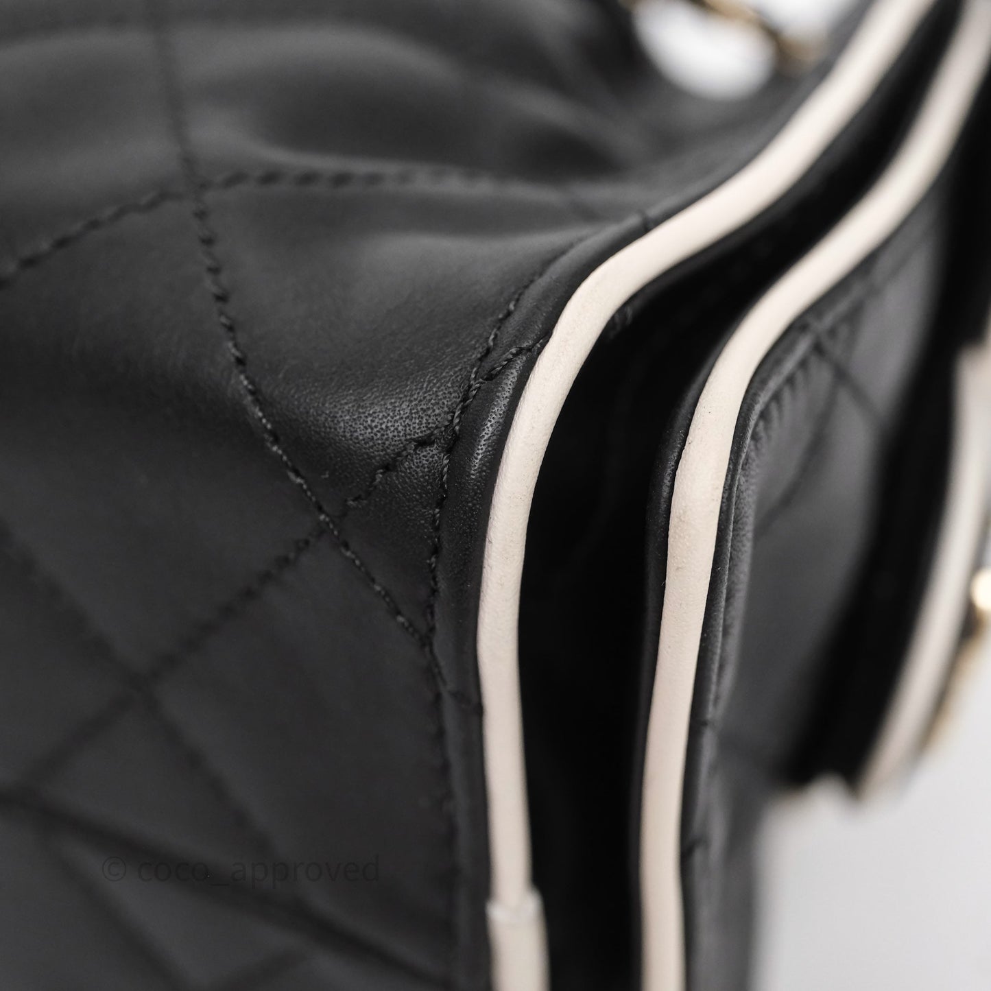 Chanel 25 Mini Bag Black/ White Calfskin Gold Hardware