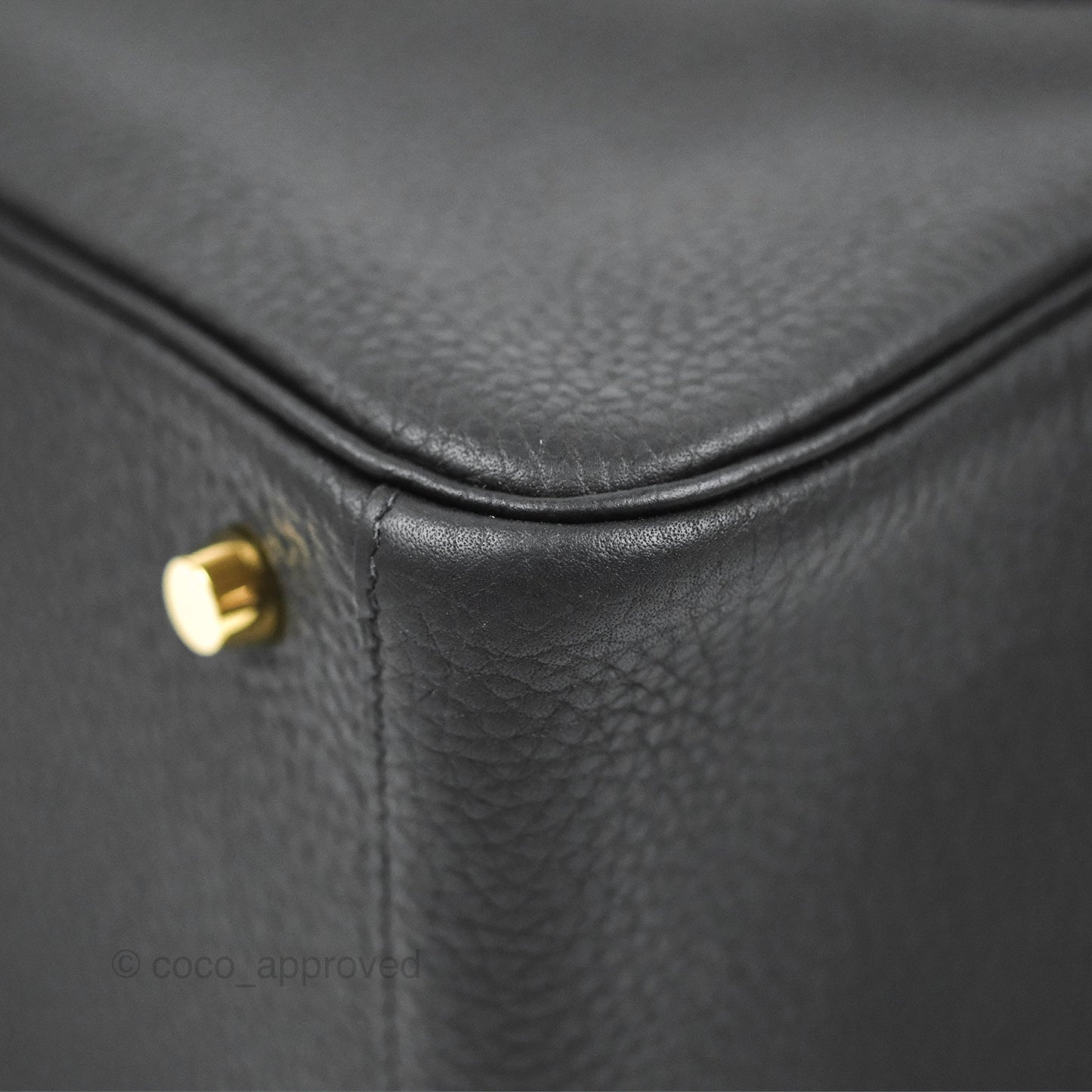 Hermès Lindy 26 Black Clemence Gold Hardware